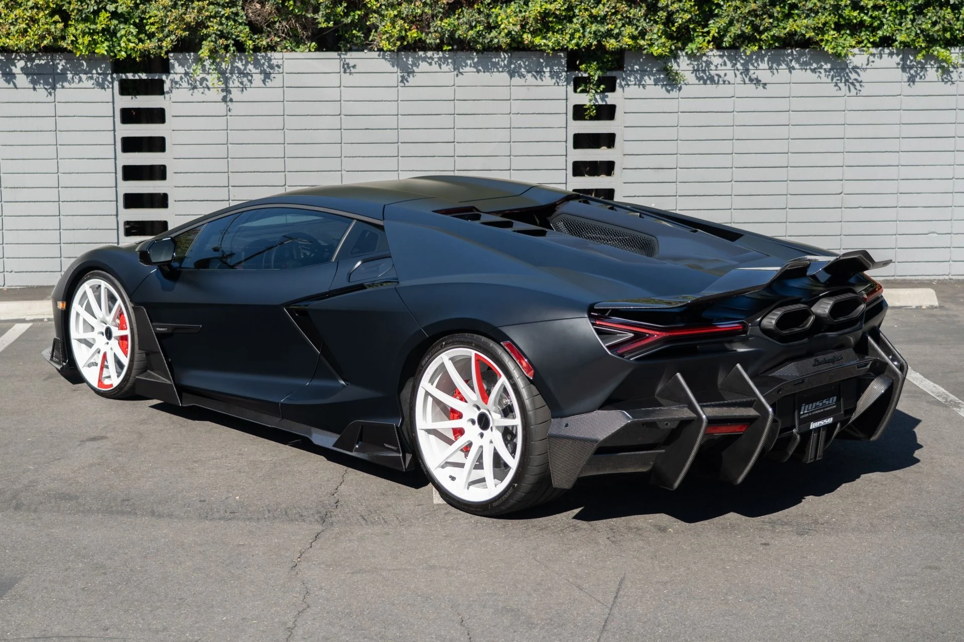 mph029_4212335174_Used_2024_Lamborghini_Revuelto_Mansory_1757354394_92fa317dc9