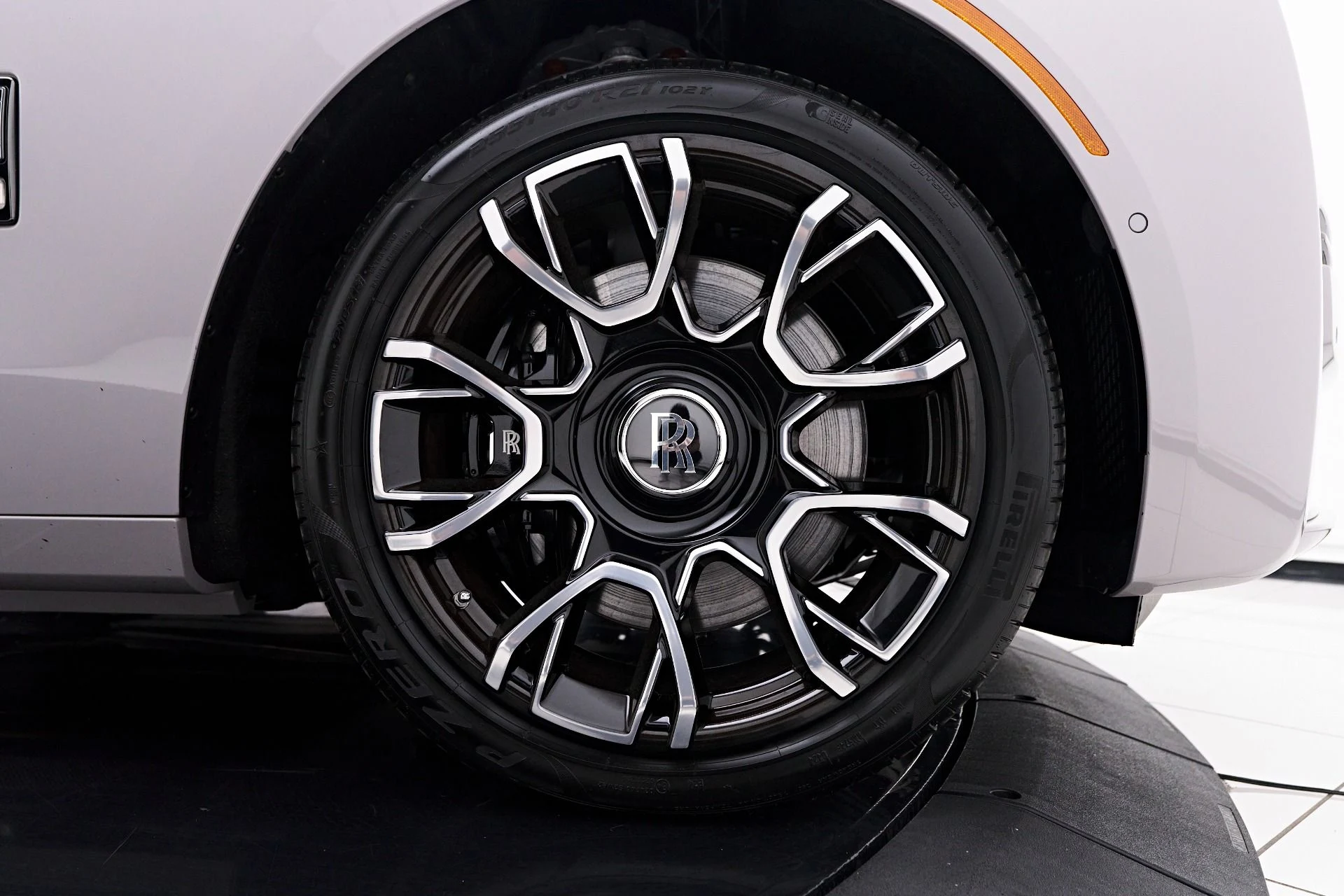 mph029_4215389936_Used_2024_Rolls_Royce_Ghost_Base_1750545541_0fe32735a4