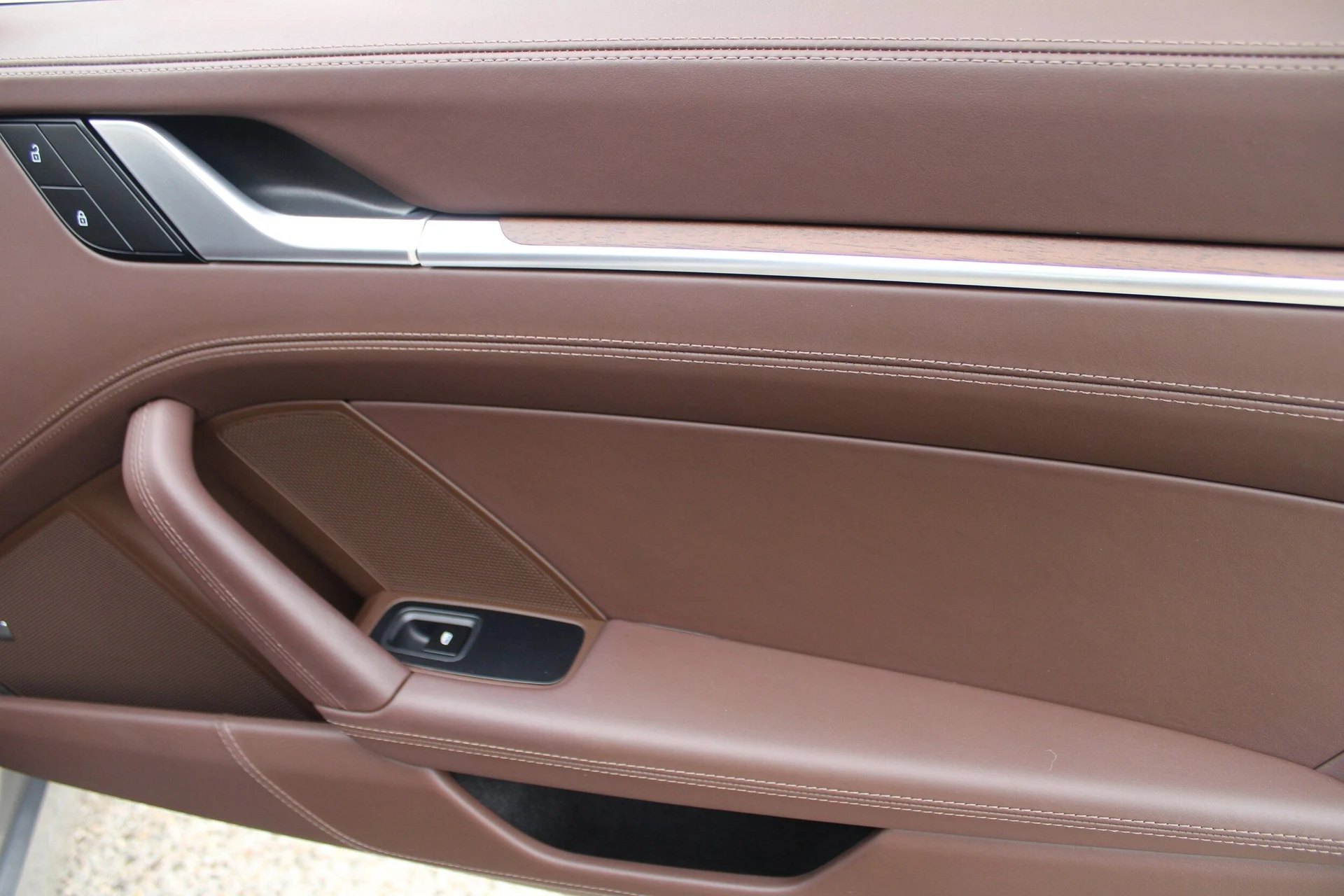 mph029_4216966985_82a73581df65ca8721aa46c59ce49451x_ca23e51c43