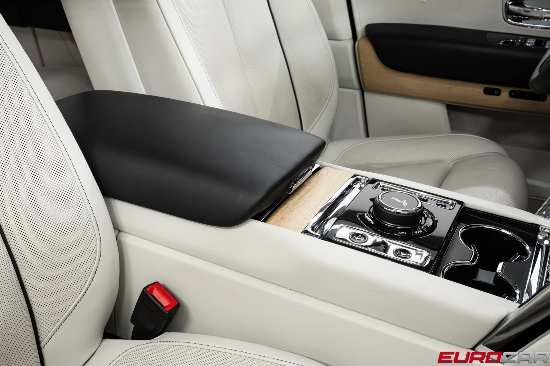 mph029_4219846311_image_30_fbf8ec0e9b