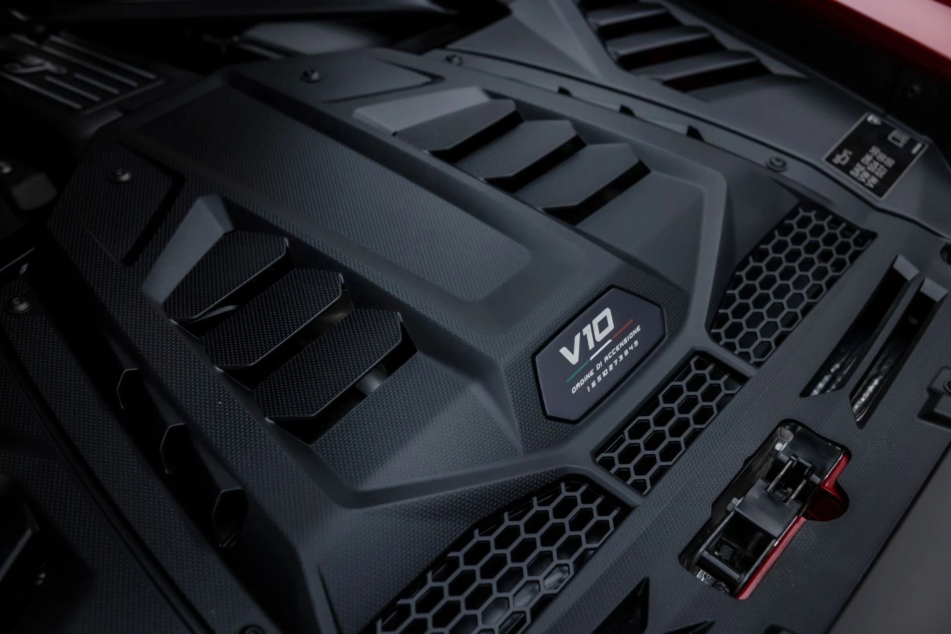 mph029_4222531971_Used_2024_Lamborghini_Huracan_Sterrato_1765391926_fbbf769cb4