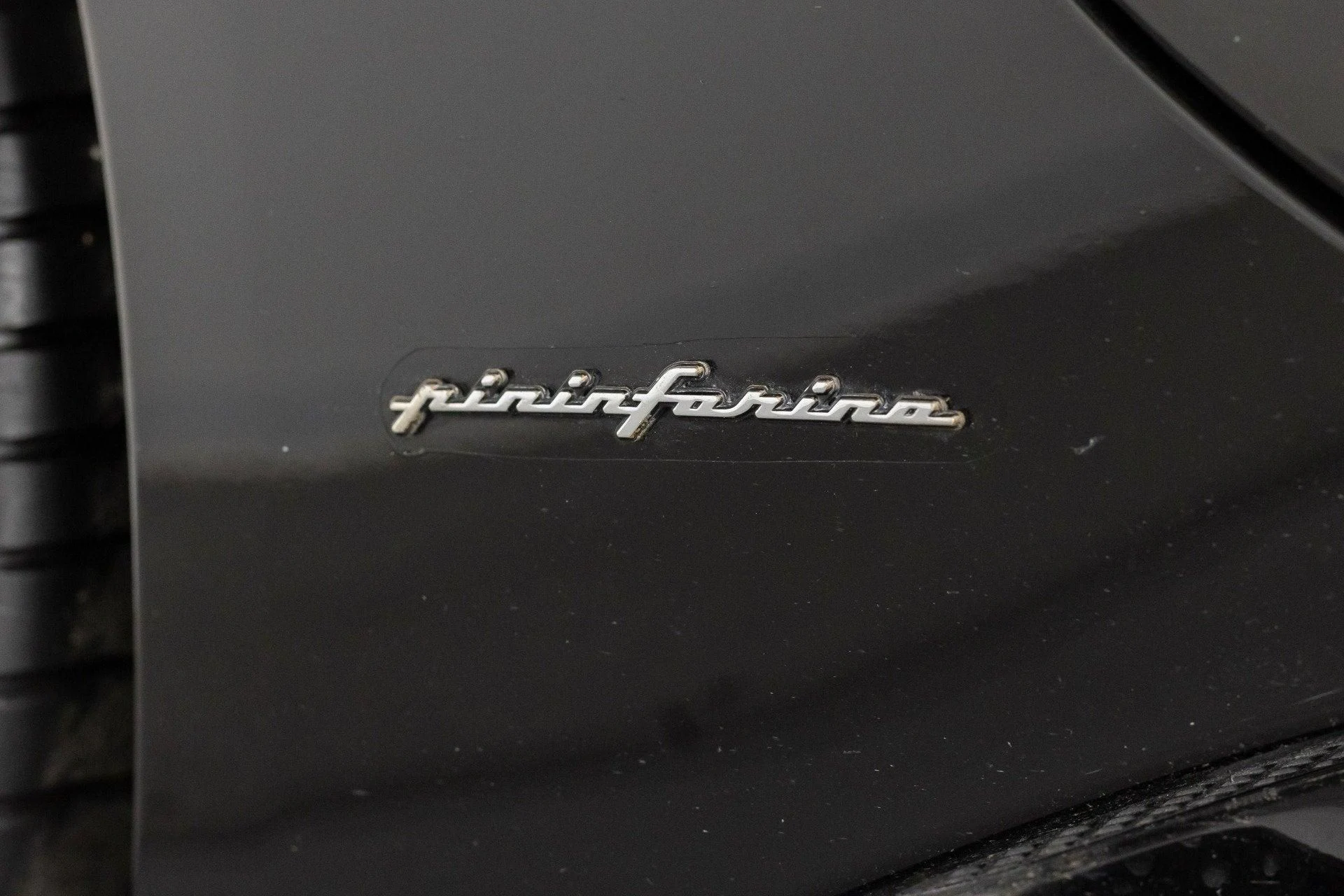 mph029_4224406464_Used_2010_Ferrari_California_1777367988_16eddda9af