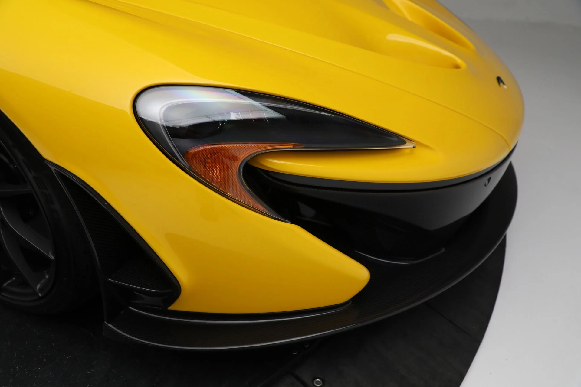 mph029_4233182399_Used_2015_Mc_Laren_P1_034d13091e