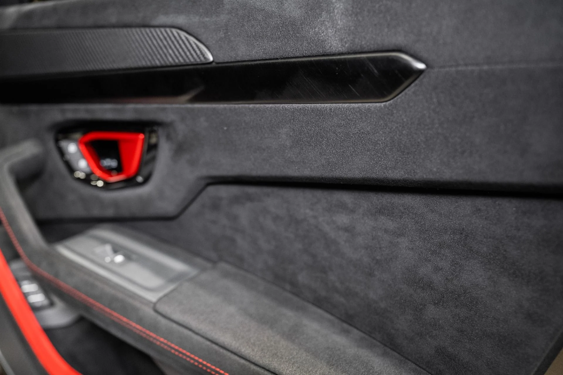 mph029_4241418775_Used_2024_Lamborghini_Urus_Performante_1777998916_b6bf05da9e