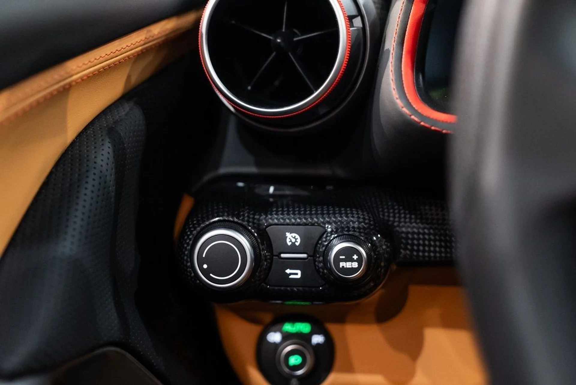 mph029_4245122400_92d04155bf364b8aa804fb7d2b330f3e_863cc387af