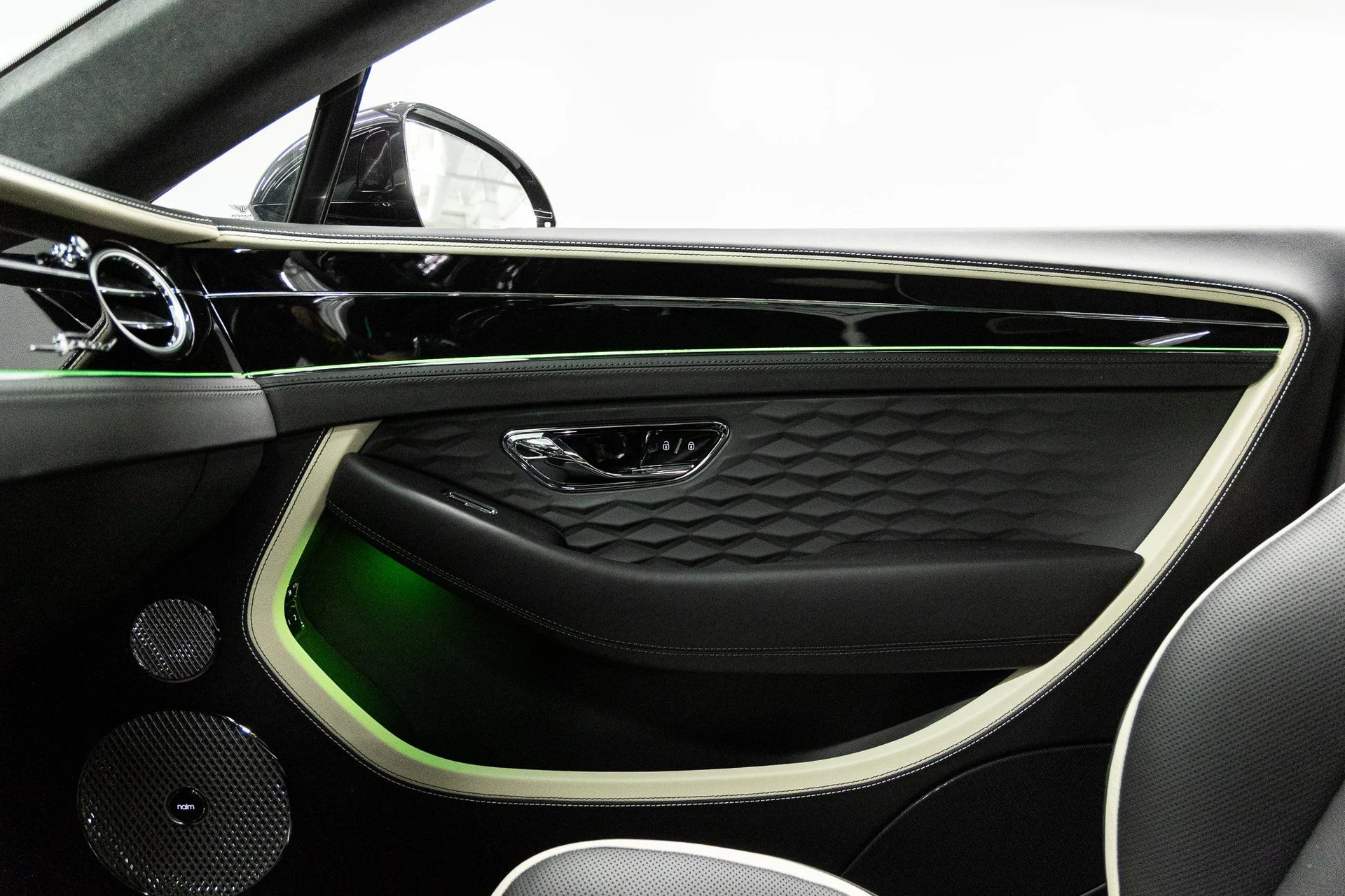 mph029_4256392297_730bc9b954f28ae99d1d29cd840e272ax_2bad854596