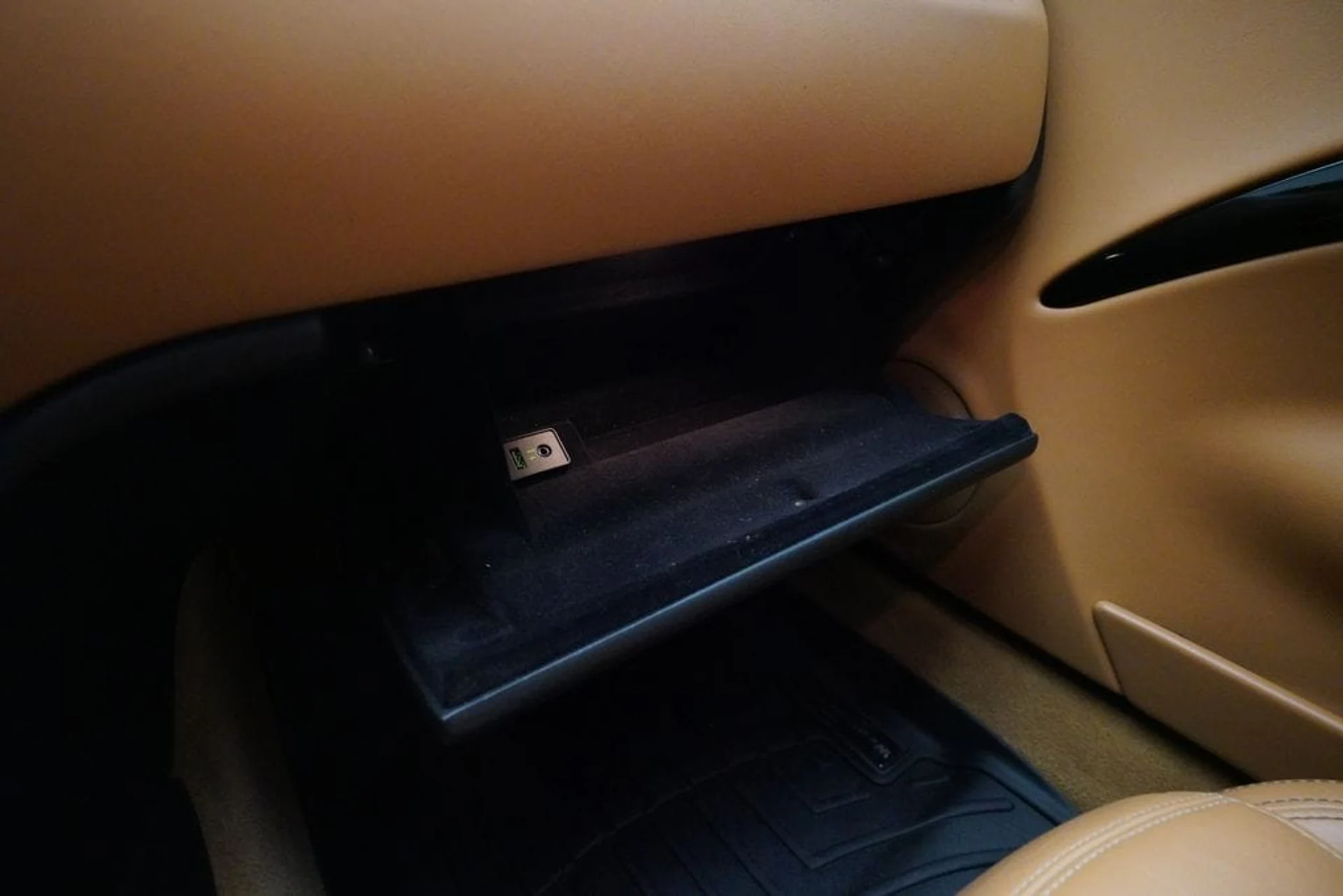 mph029_4259219324_940687da0080b3ed9992d75387306f4cx_af35c47063