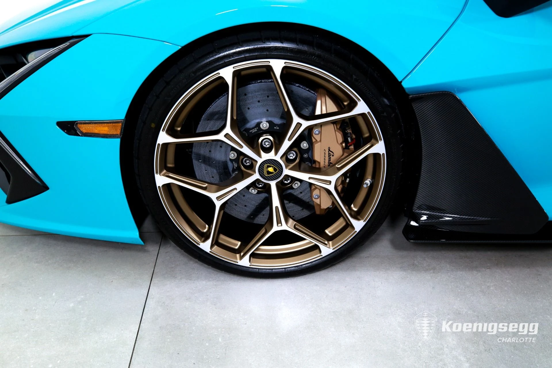 mph029_4264036617_Used_2025_Lamborghini_Revuelto_1783438439_f9af579d58
