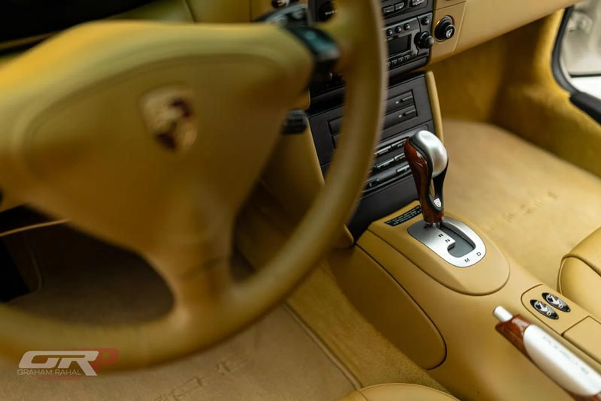 mph029_4264881768_594_D1172_13_F7_4544_B4_D9_5647_B91_CA_014_704632b81e