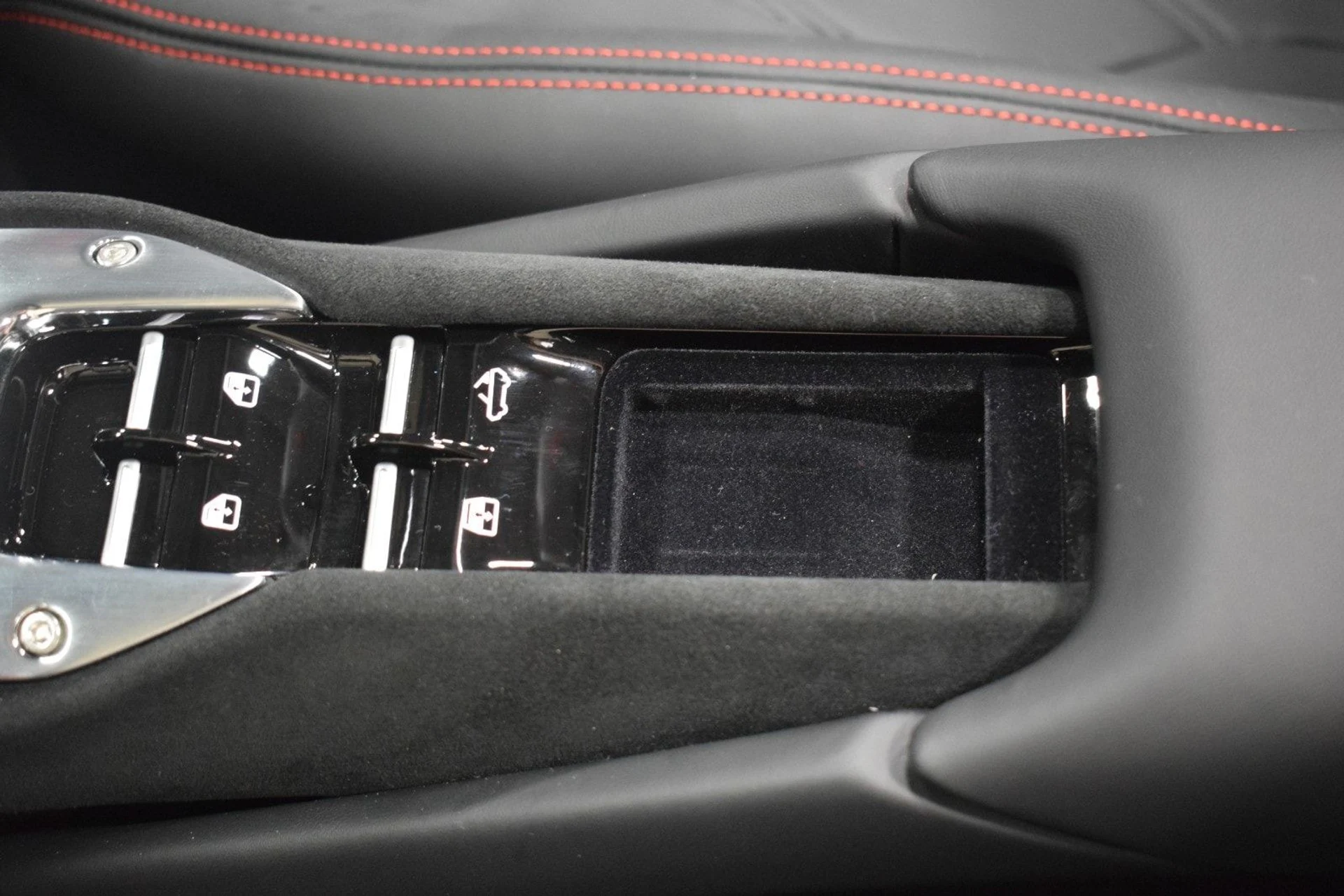 mph029_4266285253_65a11e52b6c8ec7e626a085dedeab928x_13950b8555