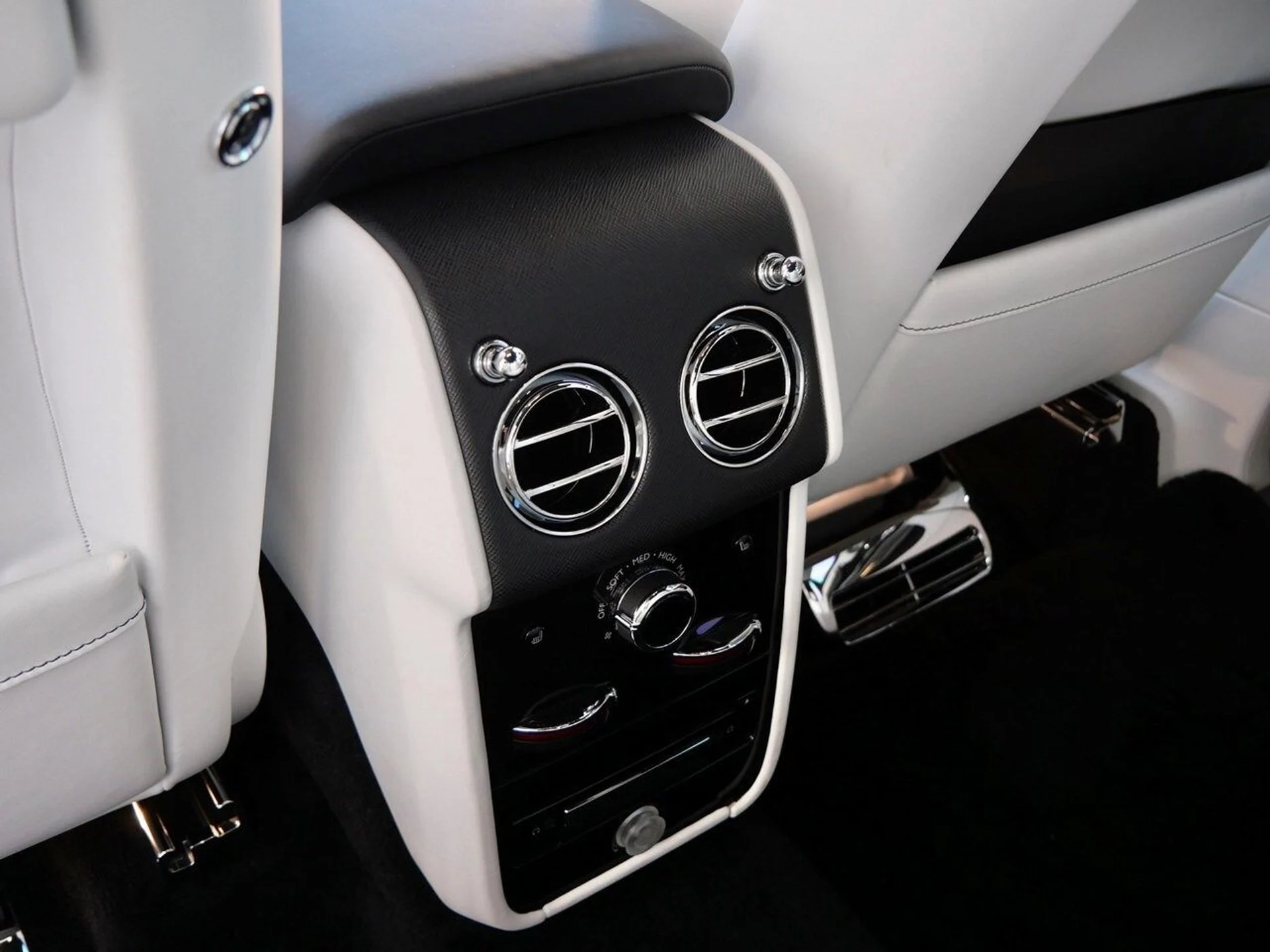 mph029_4284060637_d4649706670c8d5e19f0c5005d01f52fx_a61c155906