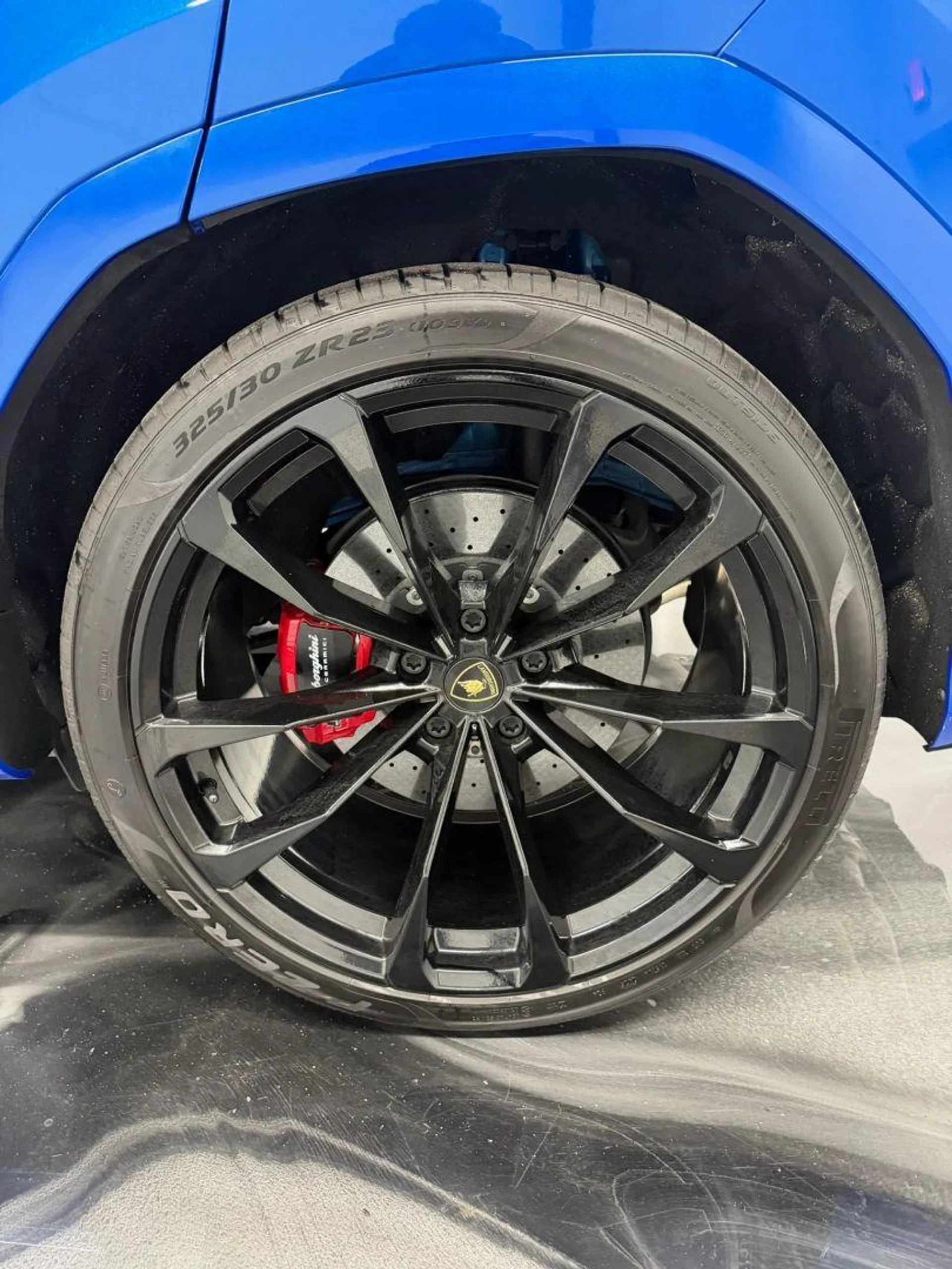 mph029_4294924605_Used_2019_Lamborghini_Urus_Sport_Utility_4_D_1784105689_e6a5eb2b83