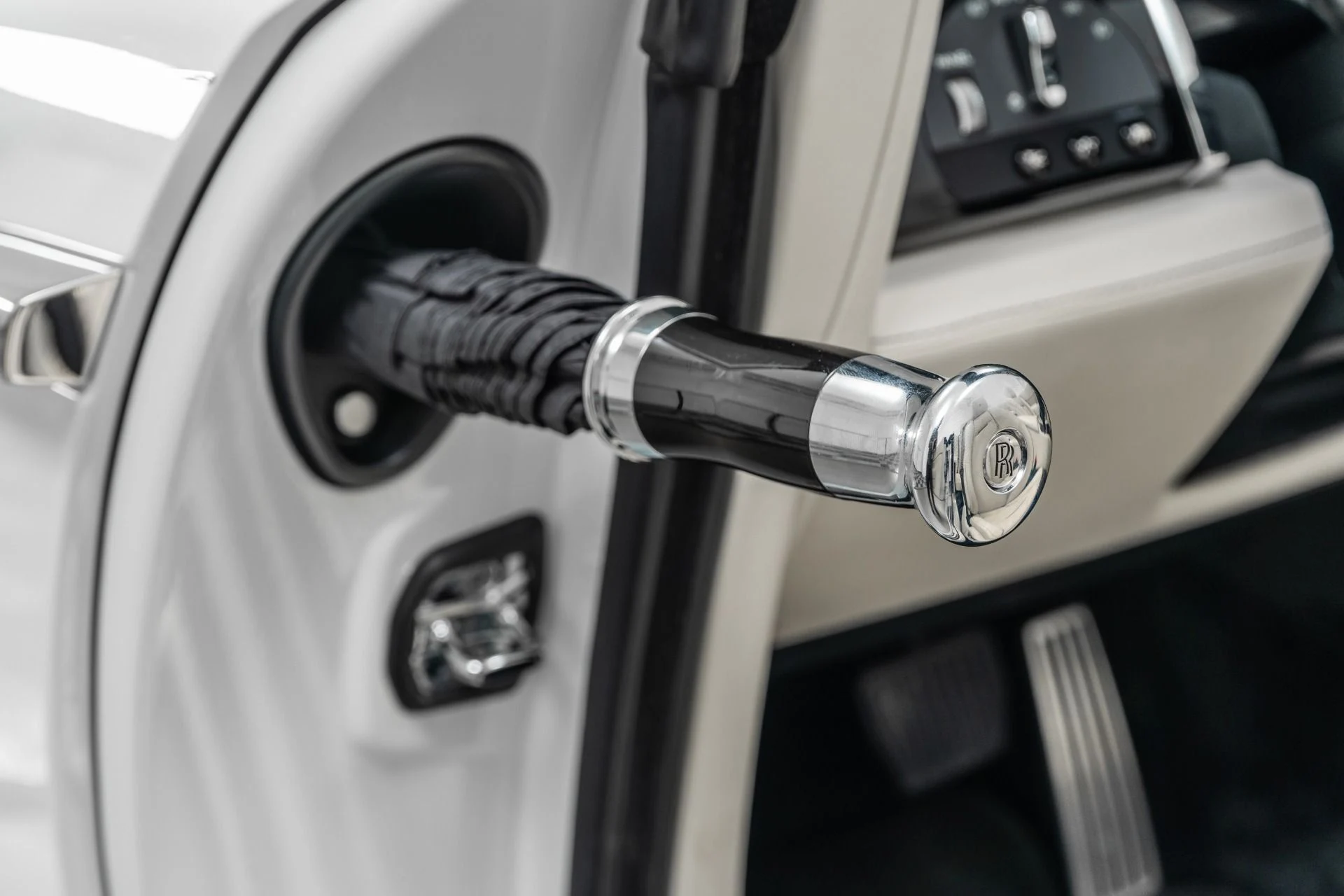 mph029_43381338_Used_2020_Rolls_Royce_Dawn_Fully_Polished_Wheels_Heated_and_Ventilated_Seats_1764007062_83bb843483