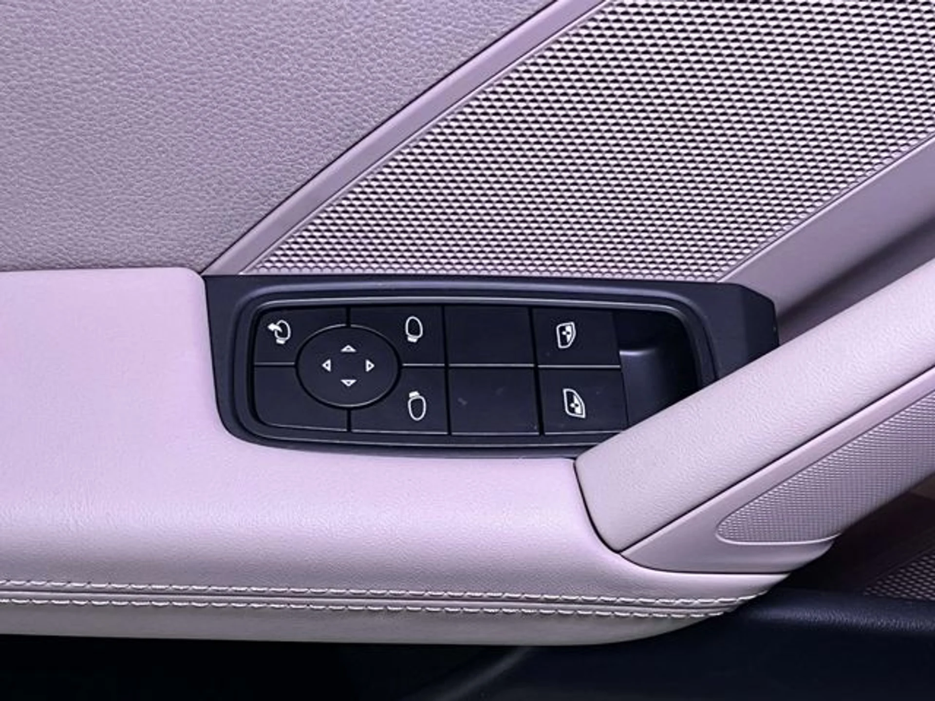 mph029_438209589_135e6792453b8ad4c9777a3c60d913ddx_69f5fb1adc