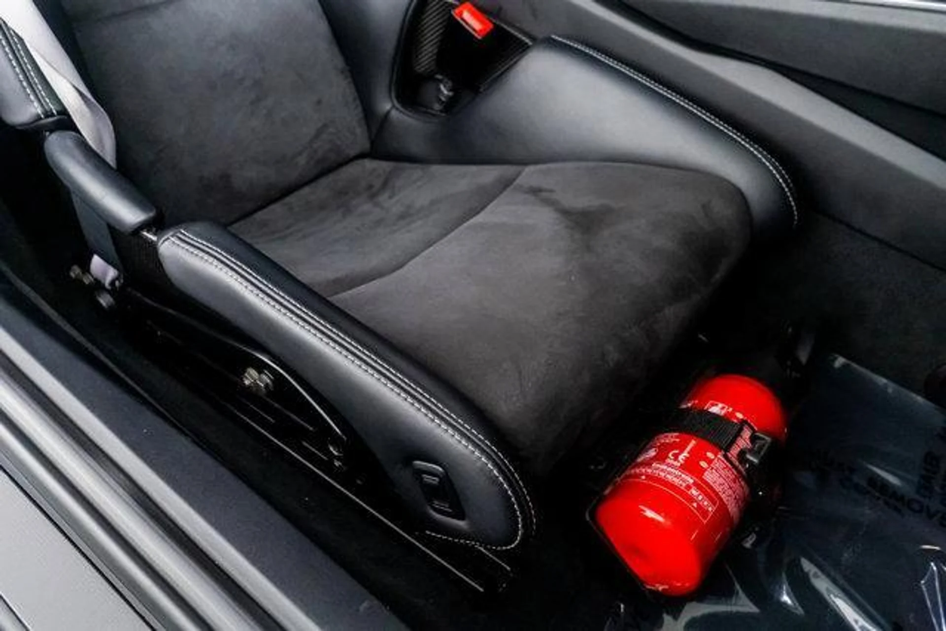 mph029_441088306_Qplzoyb_Nt_Rm7t_WSOB_4aq60s1v_UA_ba1ded4bdf