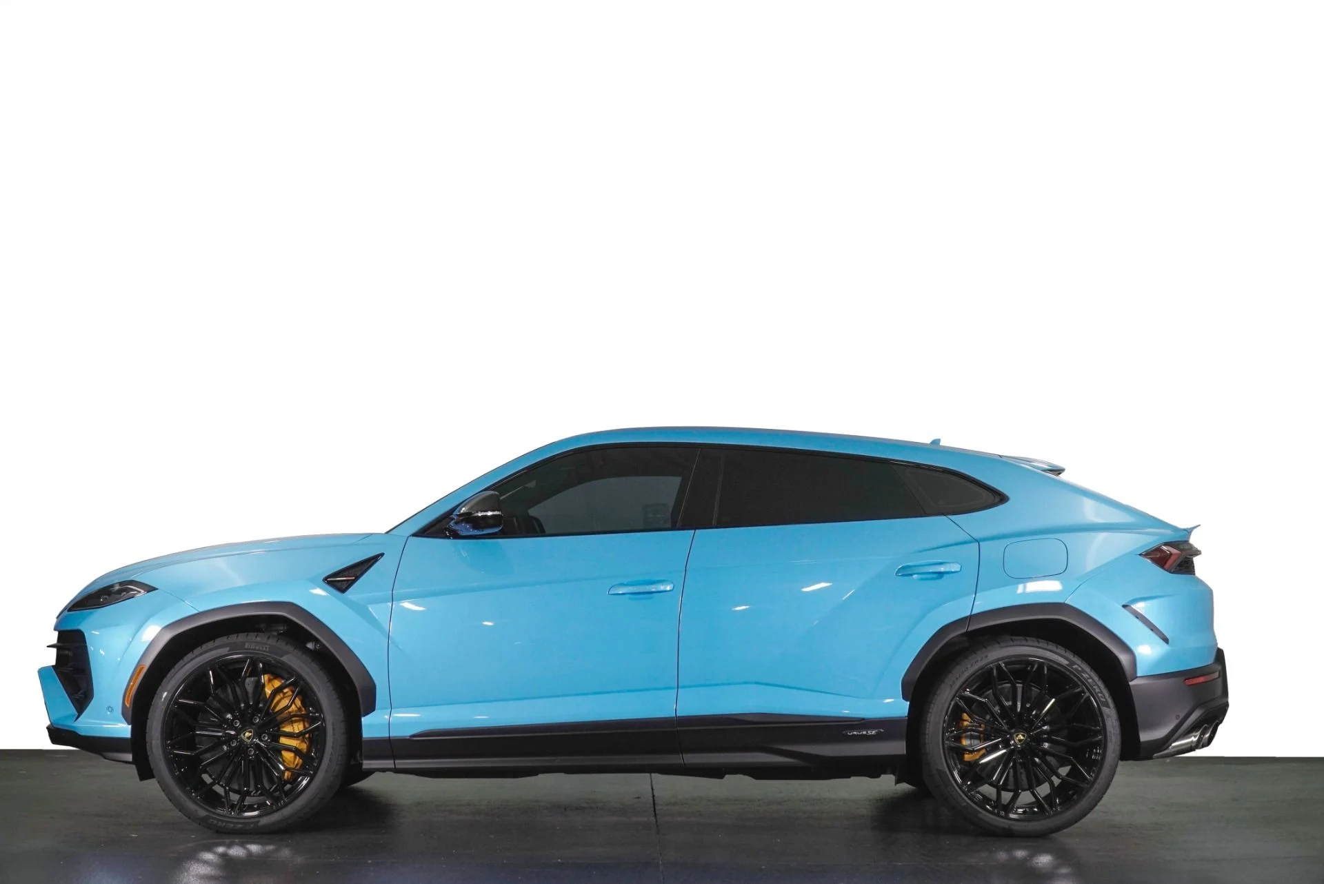 mph029_442261745_Used_2025_Lamborghini_Urus_SE_1781248569_fc3f36cccb