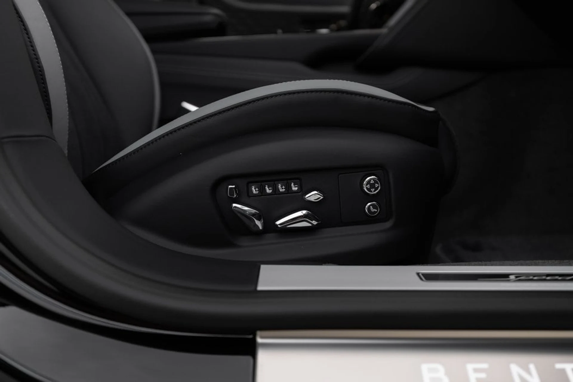 mph029_44424414_acfb1c9de9a2ace0e31f1a74e607b3b1x_eff0cef406