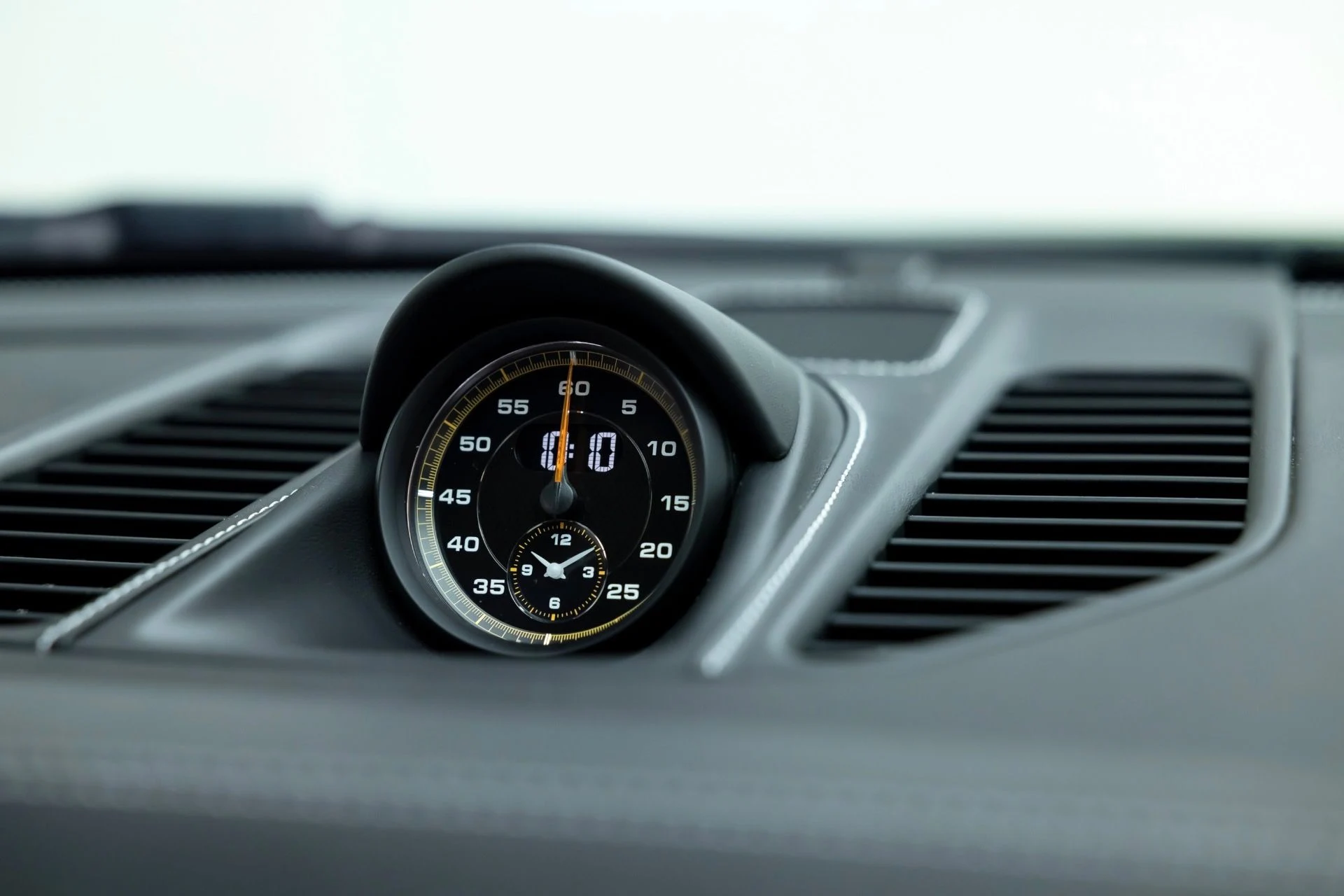 mph029_458454348_11865_p30_l_b3309c28c0