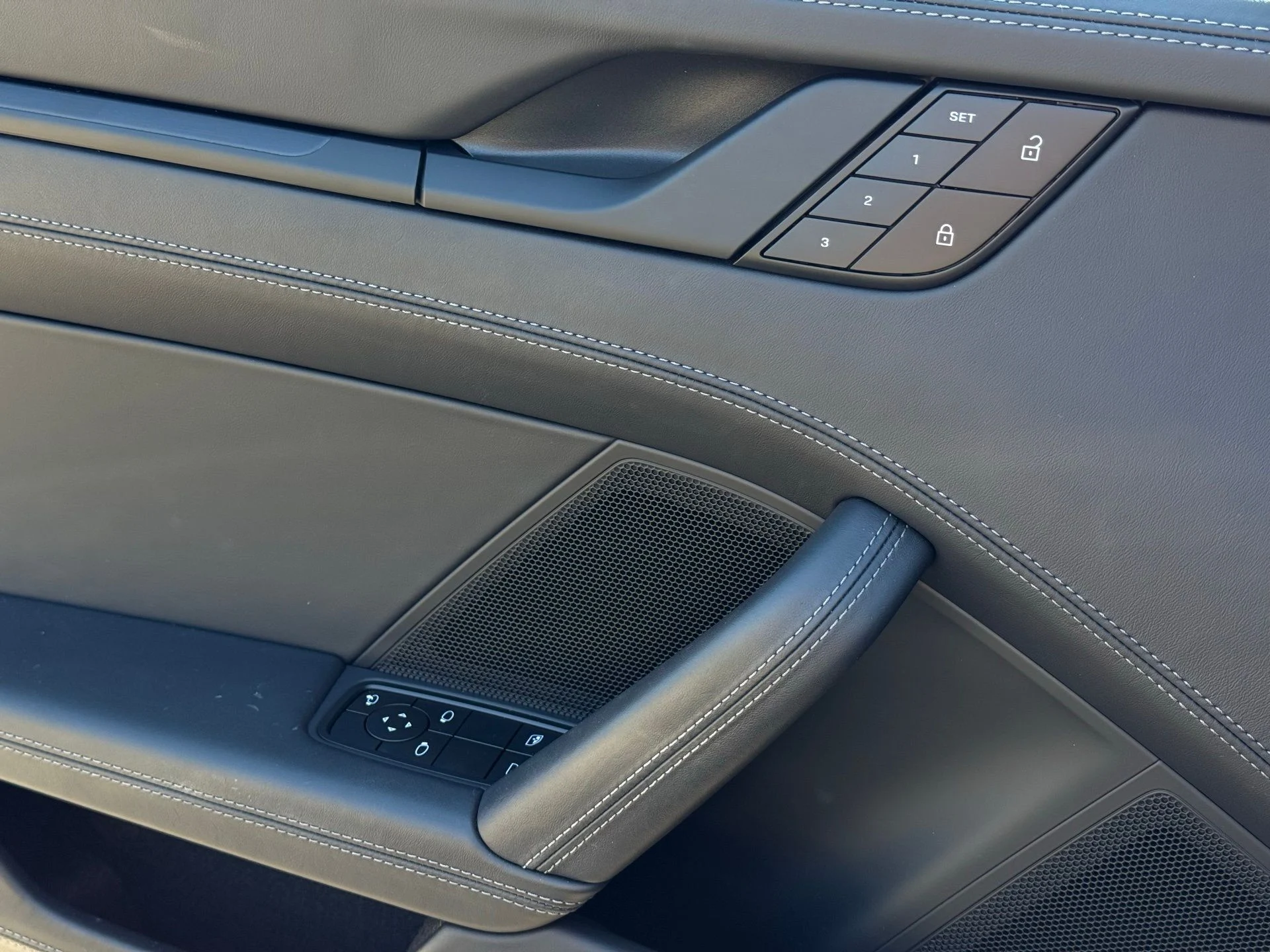 mph029_459977127_c4ef413401f58578258e54118ed29c98_0a06f83167