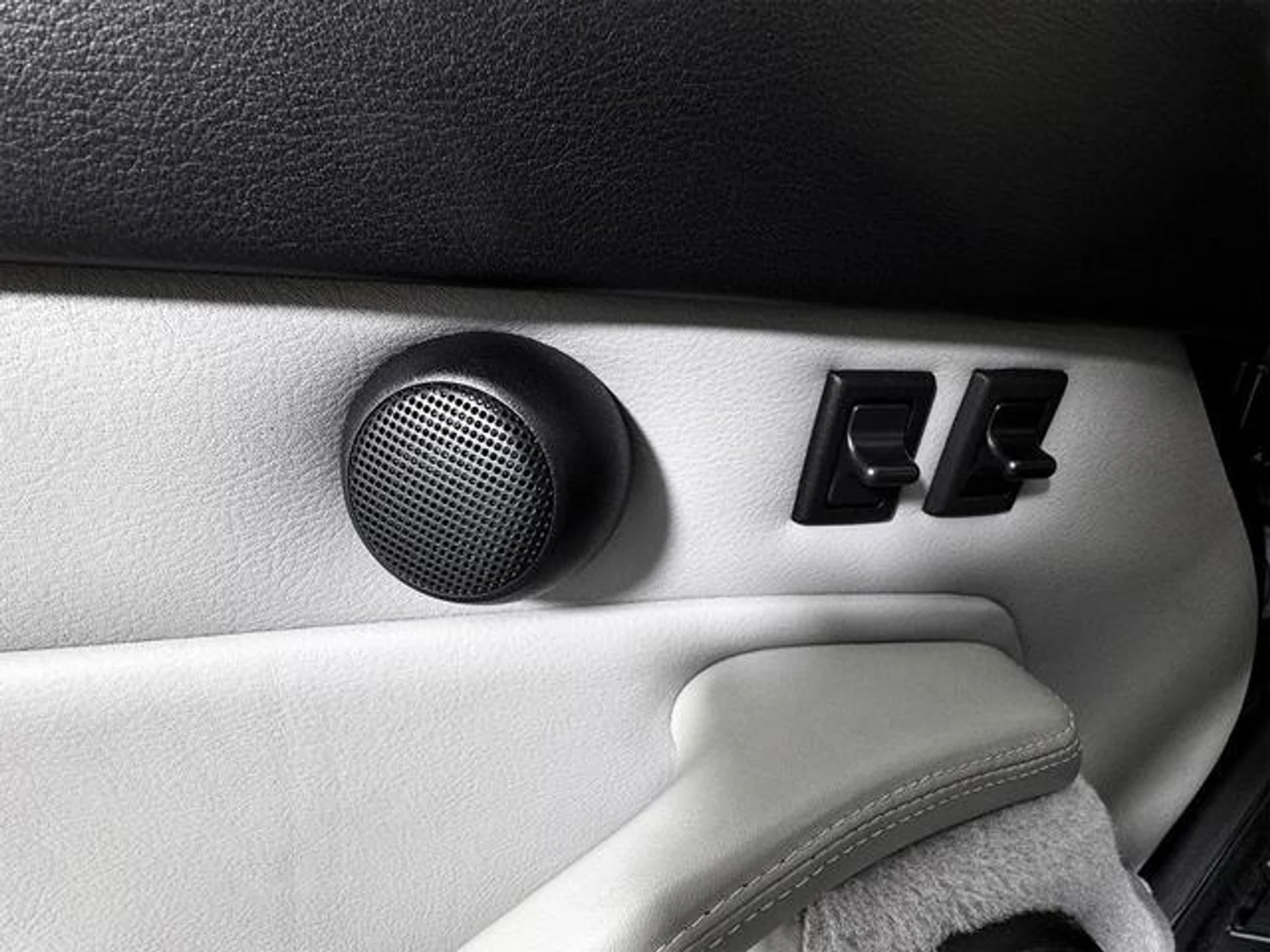 mph029_462992112_g3u_J2k6_P4vza_YS_6_Hduo_rwl_DP_4_b053a12ffb