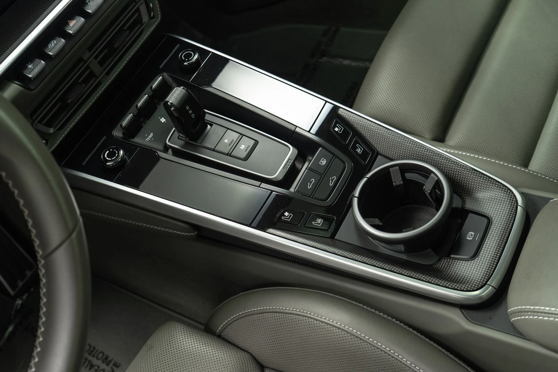 mph029_463278588_Used_2022_Porsche_911_Turbo_S_1759528517_ae69bd0bd3