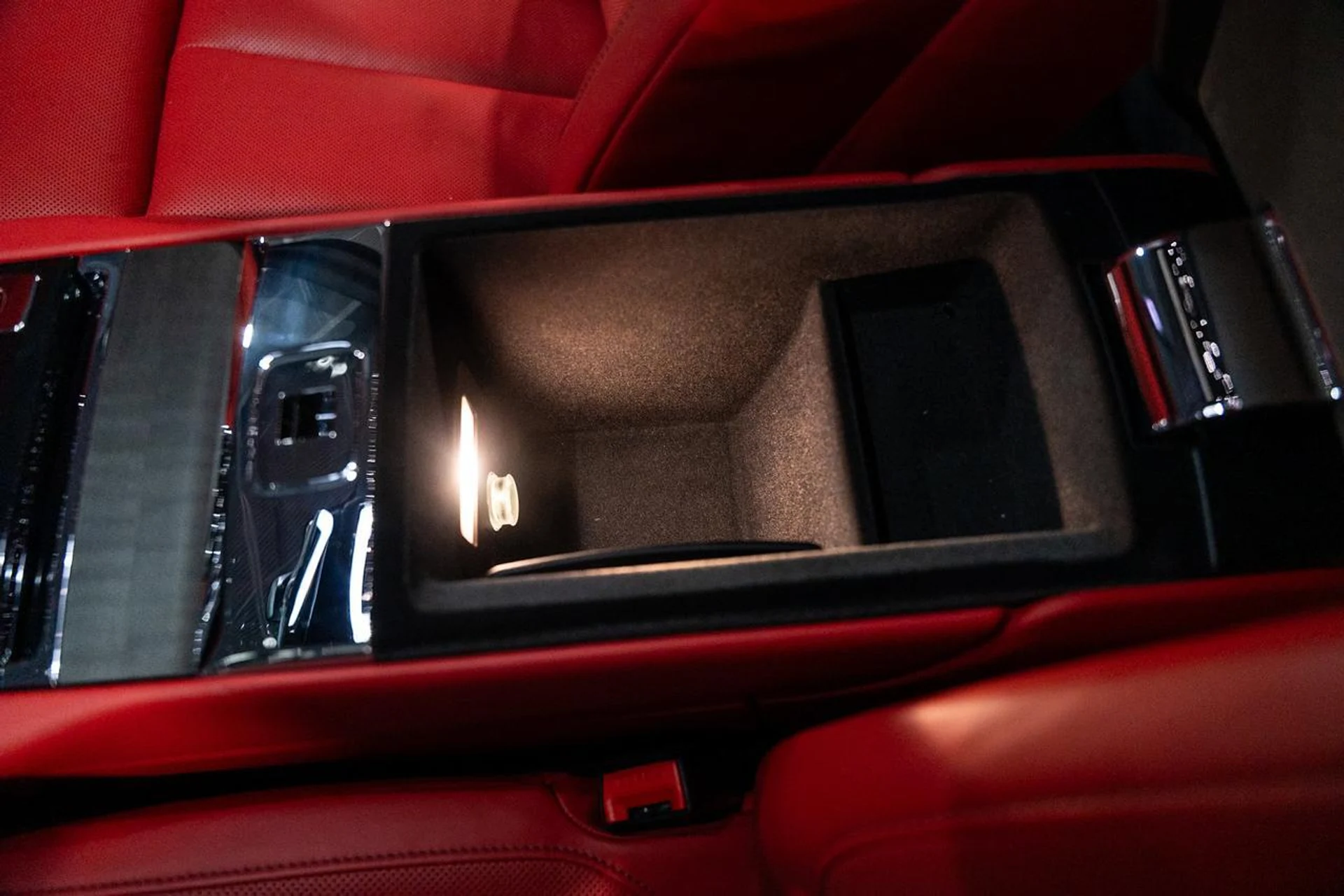 mph029_463744536_95e9bf00a1cb5d9cea7e47e7b37cd966_553e6ba816