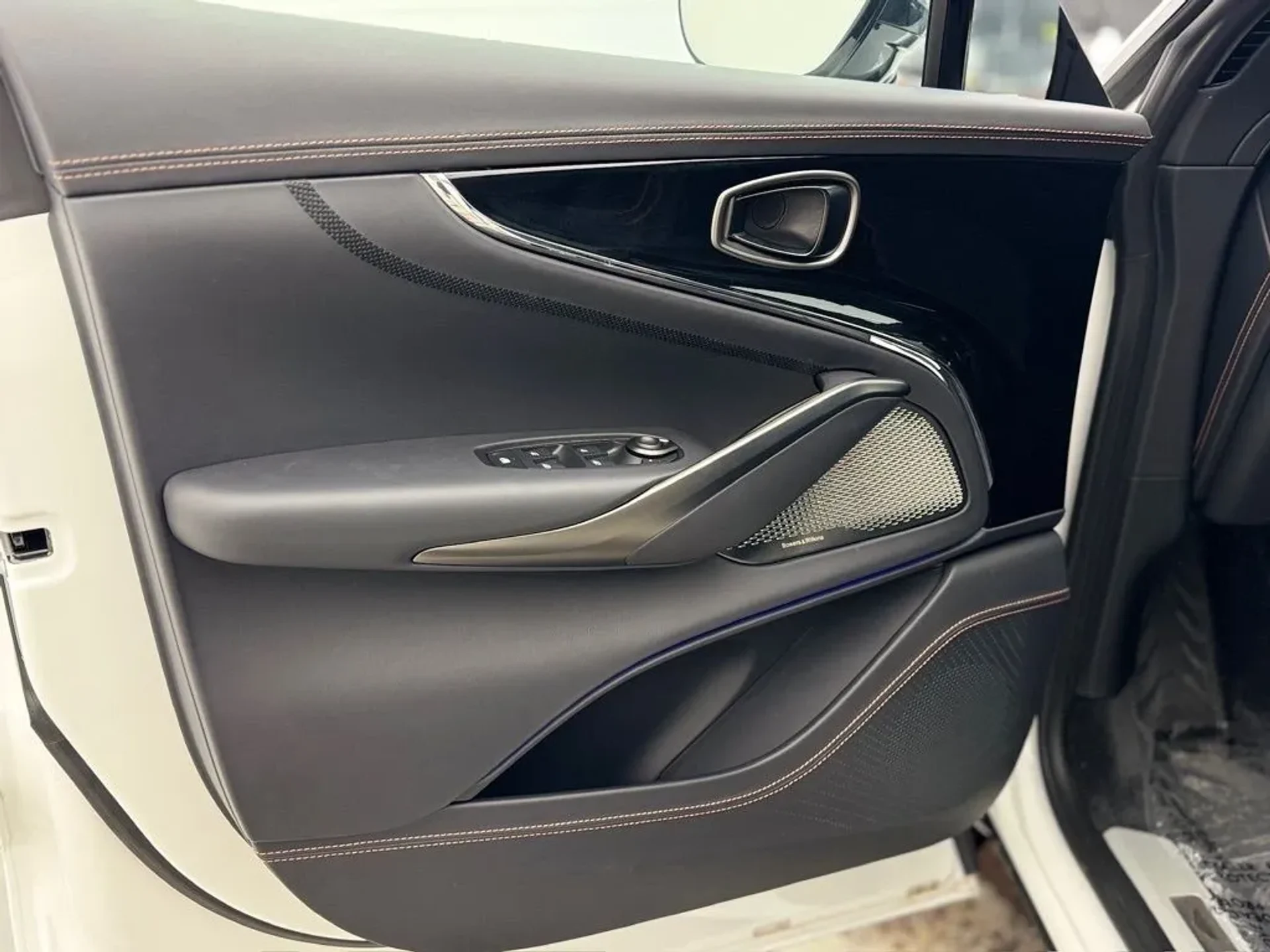 mph029_466451316_01bn2vvxer45ybnhcgm9xctudjtk_b7a15b0302