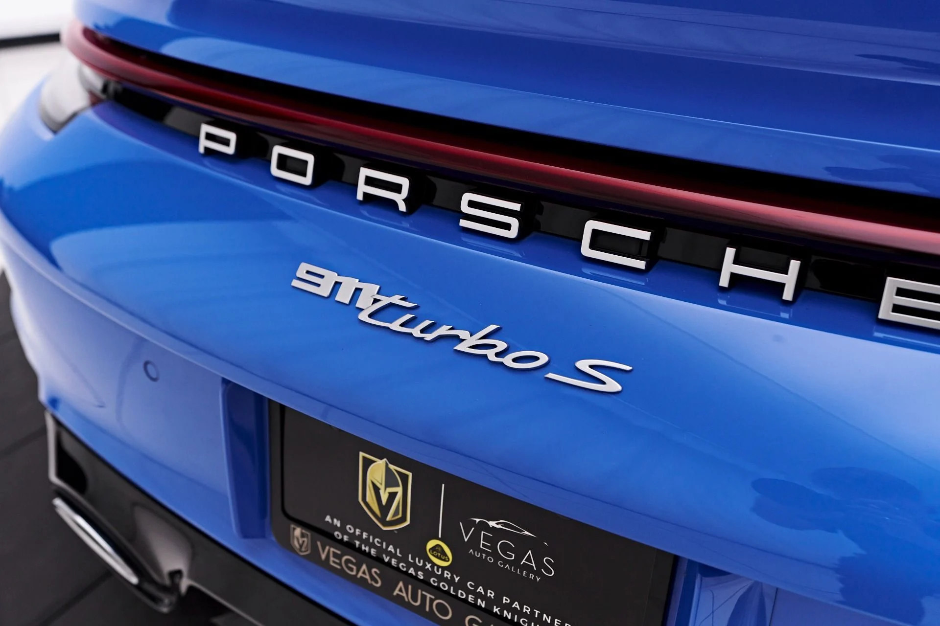 mph029_46938434_Used_2023_Porsche_911_Turbo_S_1755219386_b787c9a7f3