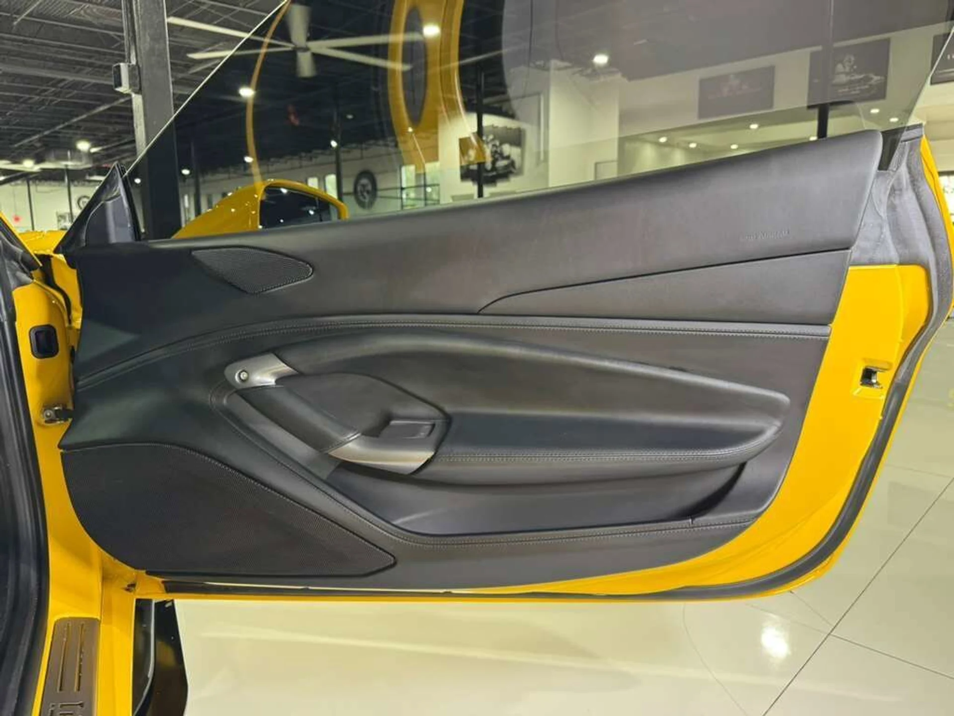 mph029_479559611_5fc602bfc37a2034af7b0bb5b4b353b0_db056c3496