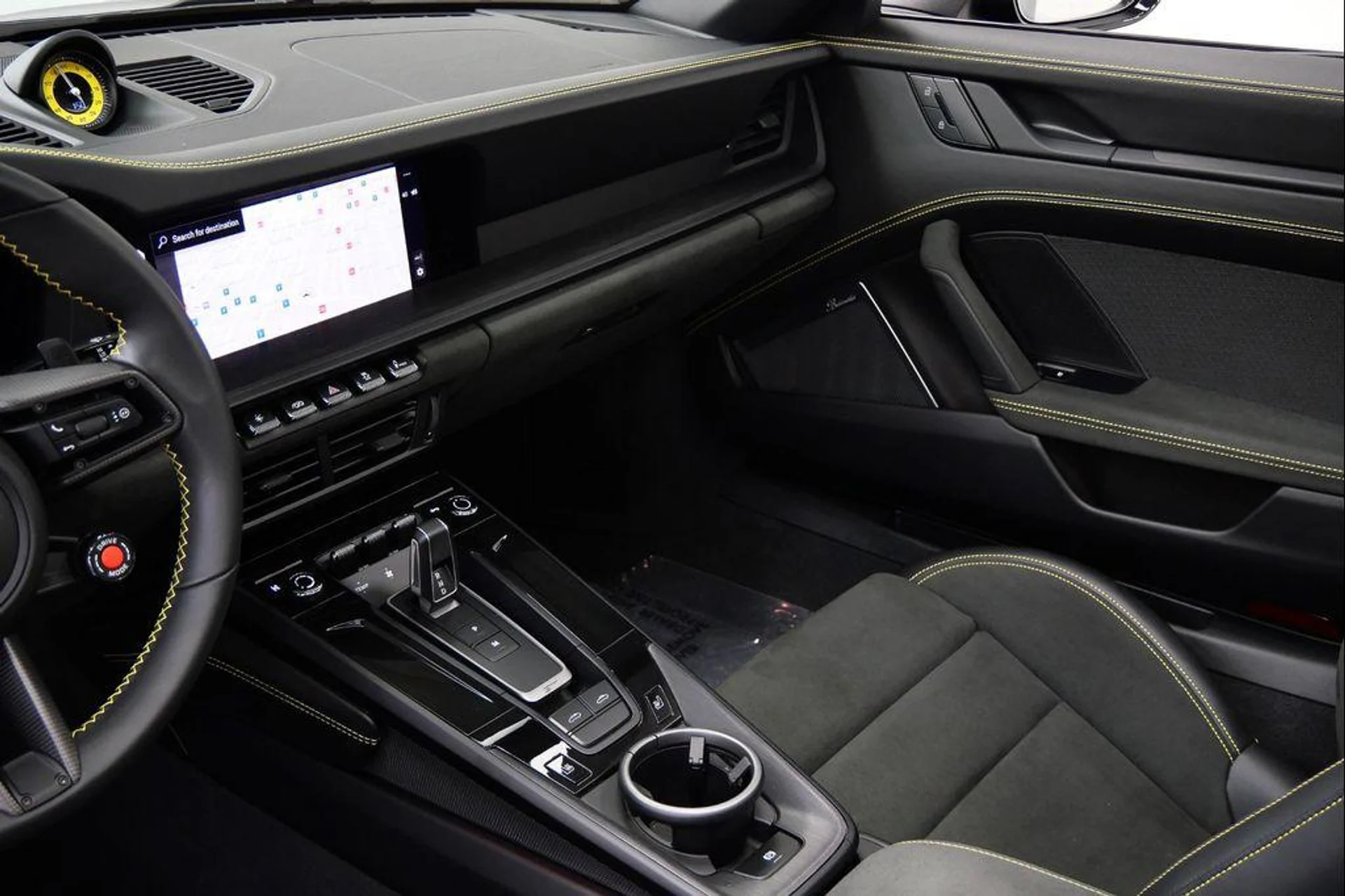 mph029_480790713_EZ_Dboi_Ta_Ix64_IS_4fbut_Ra_X6_Eq_Vs_e148d53c3e