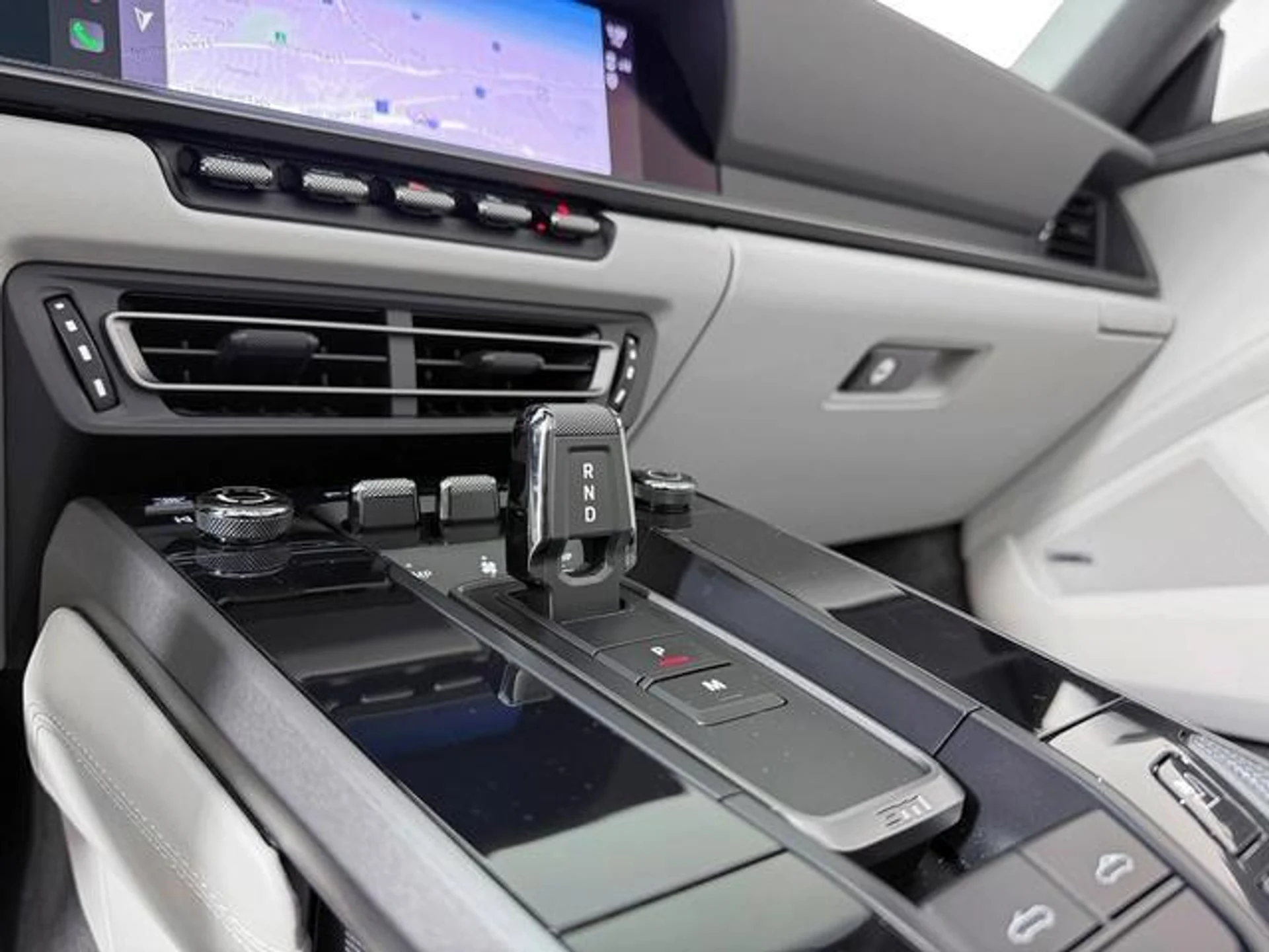 mph029_483459729_t_F_6a_I_Si_ew_Pri_Ts1_V2z2_Jq_Z_R8_621eaa6300