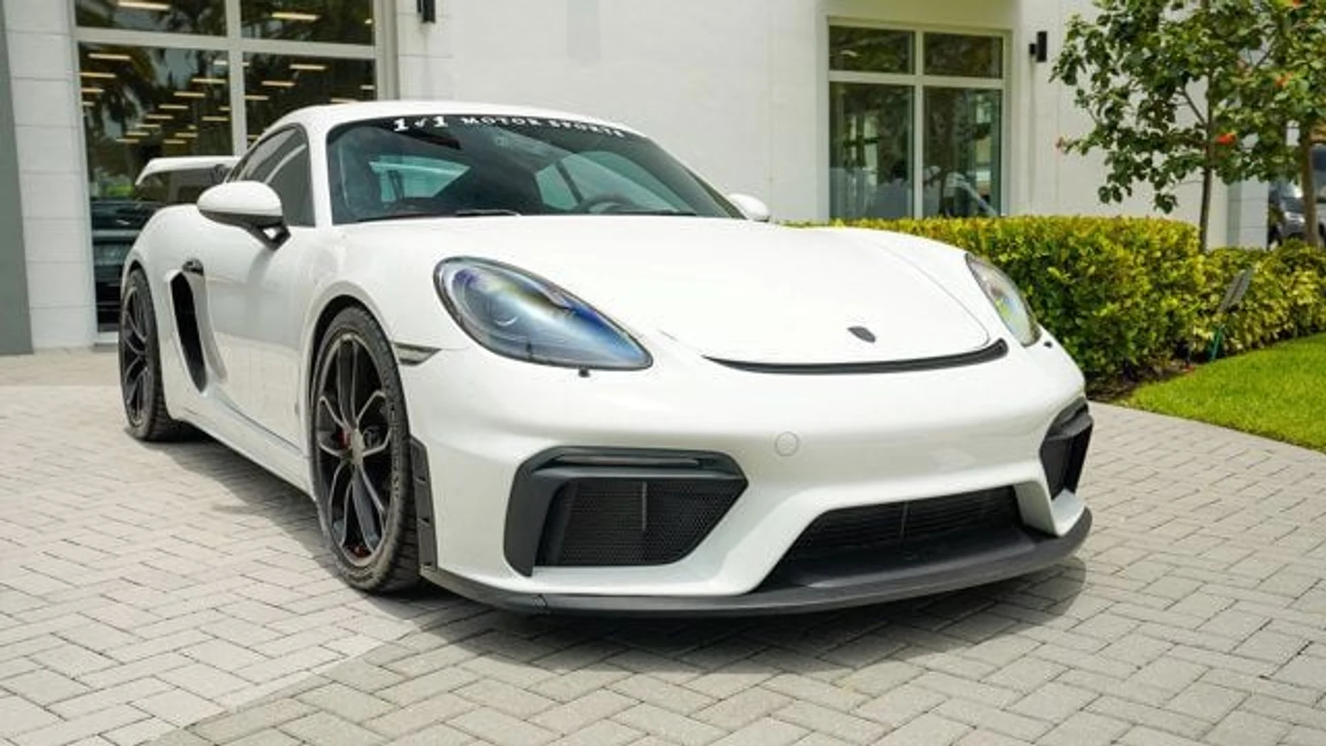 mph029_485646608_used_2020_porsche_718_cayman_gt4coupe_14354_22875819_30_640_09d4b61f69