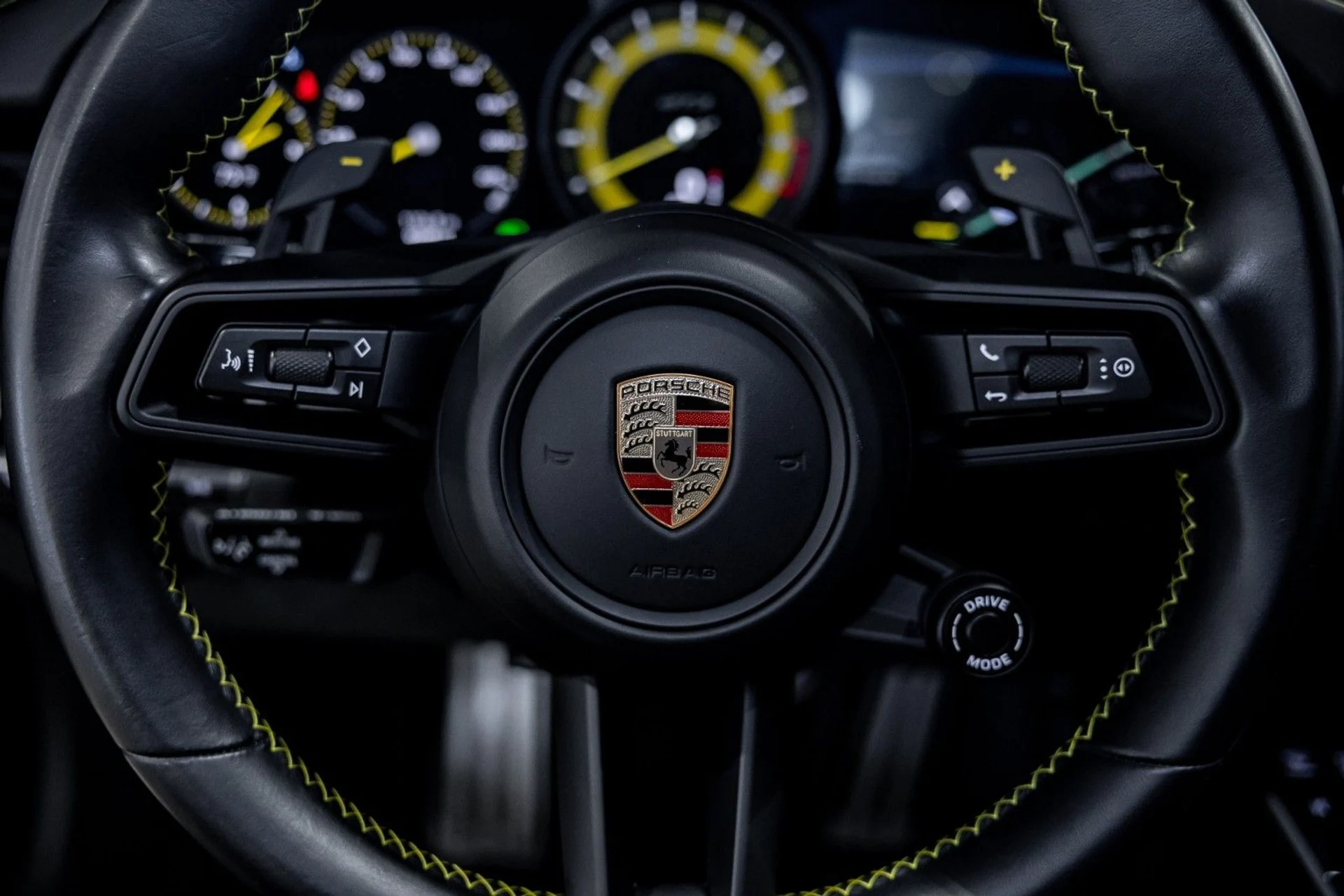 mph029_486895724_q_Q_991a60a62a