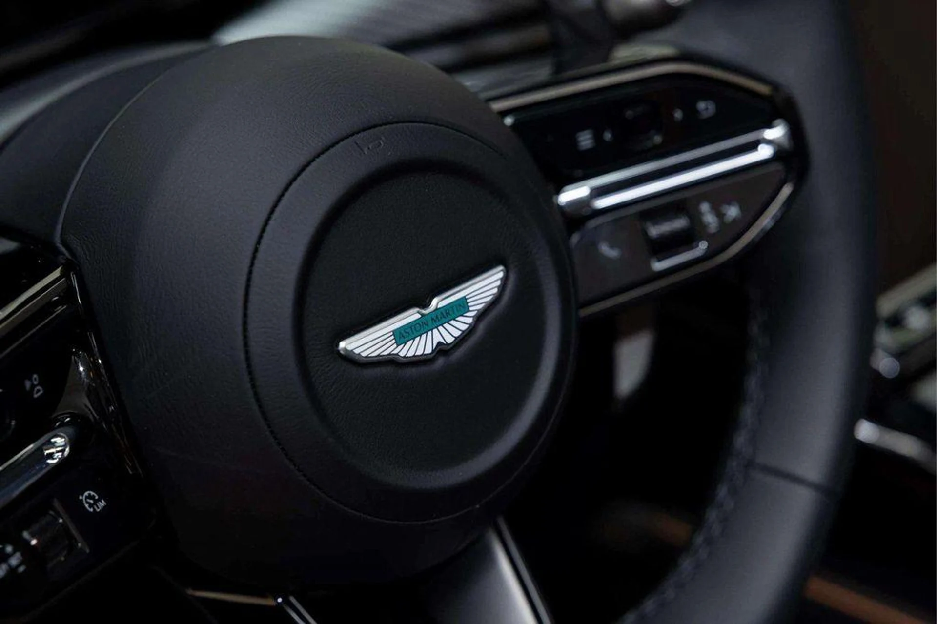 mph029_495032824_A_Ys7_O8_NBC_7_Oj_B472zga_XH_Bmfxt_A_d7695e39b7