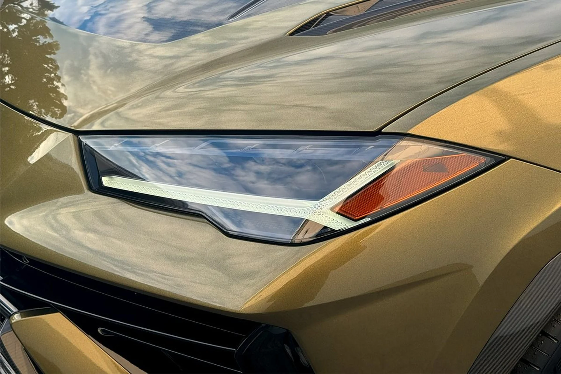 mph029_504148547_Used_2024_Lamborghini_Urus_Performante_1737380299_88b5950d26