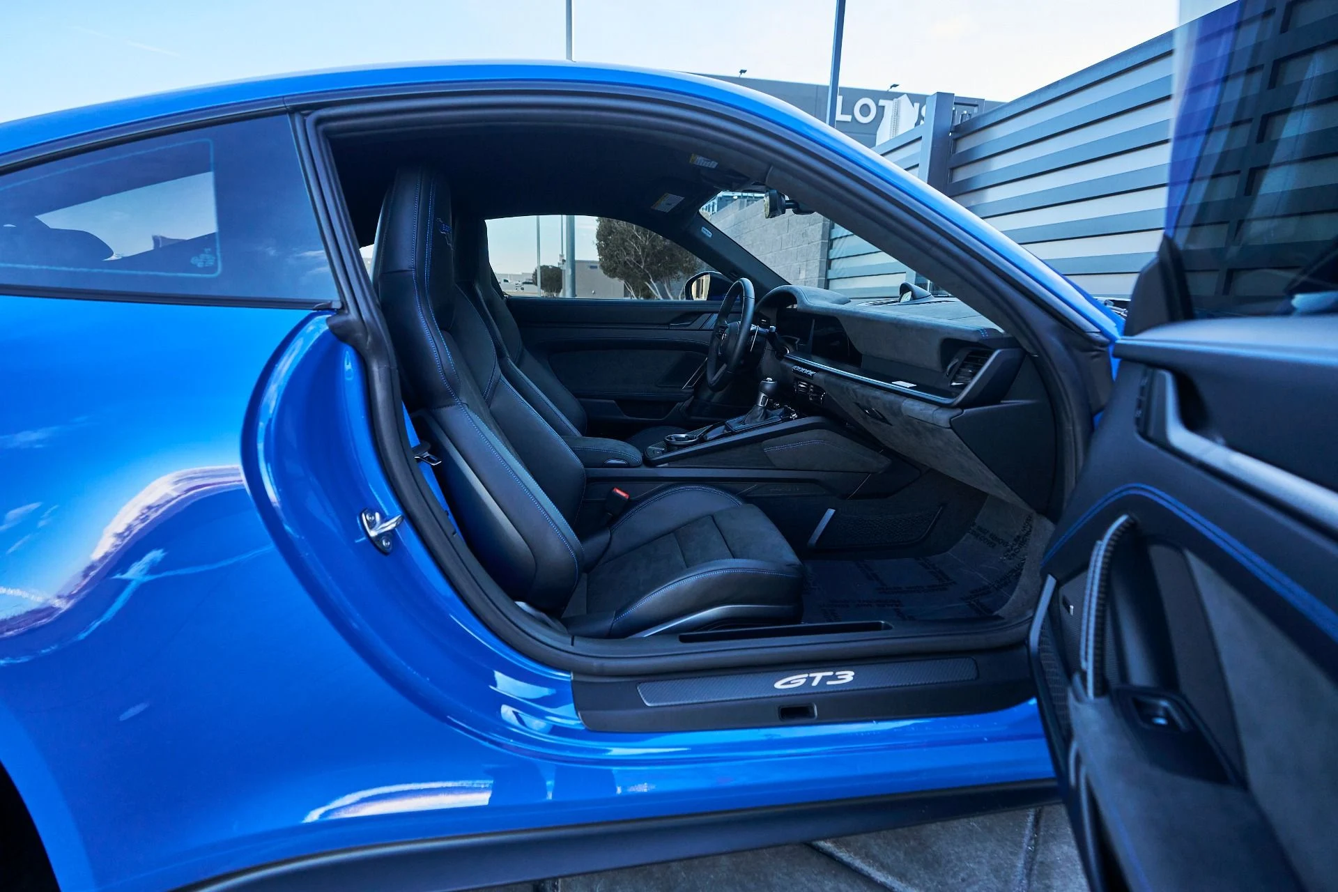 mph029_509774923_Used_2026_Porsche_911_GT_3_1764988892_ca95804a08