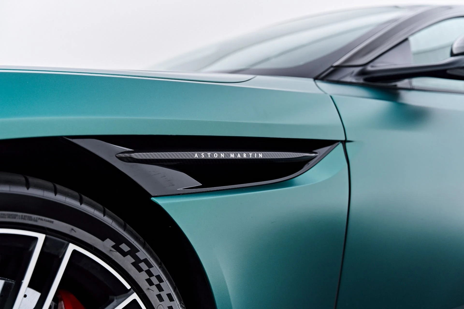 mph029_523034540_Used_2024_Aston_Martin_DB_12_1784769378_fc8ef76b0d