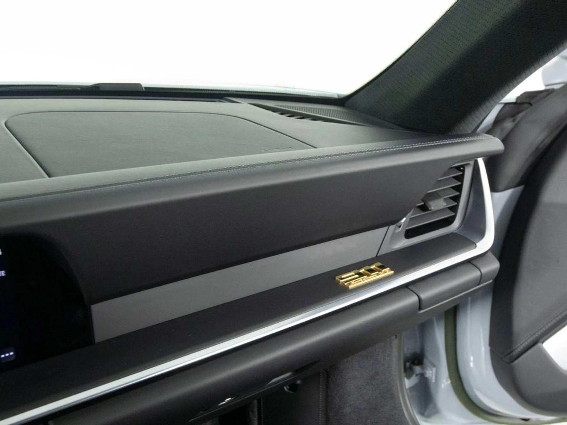 mph029_527703752_mf_LW_6ml_P_Gu_Skdm_Jf2zzr_Tu0_Le_M_16546668b9