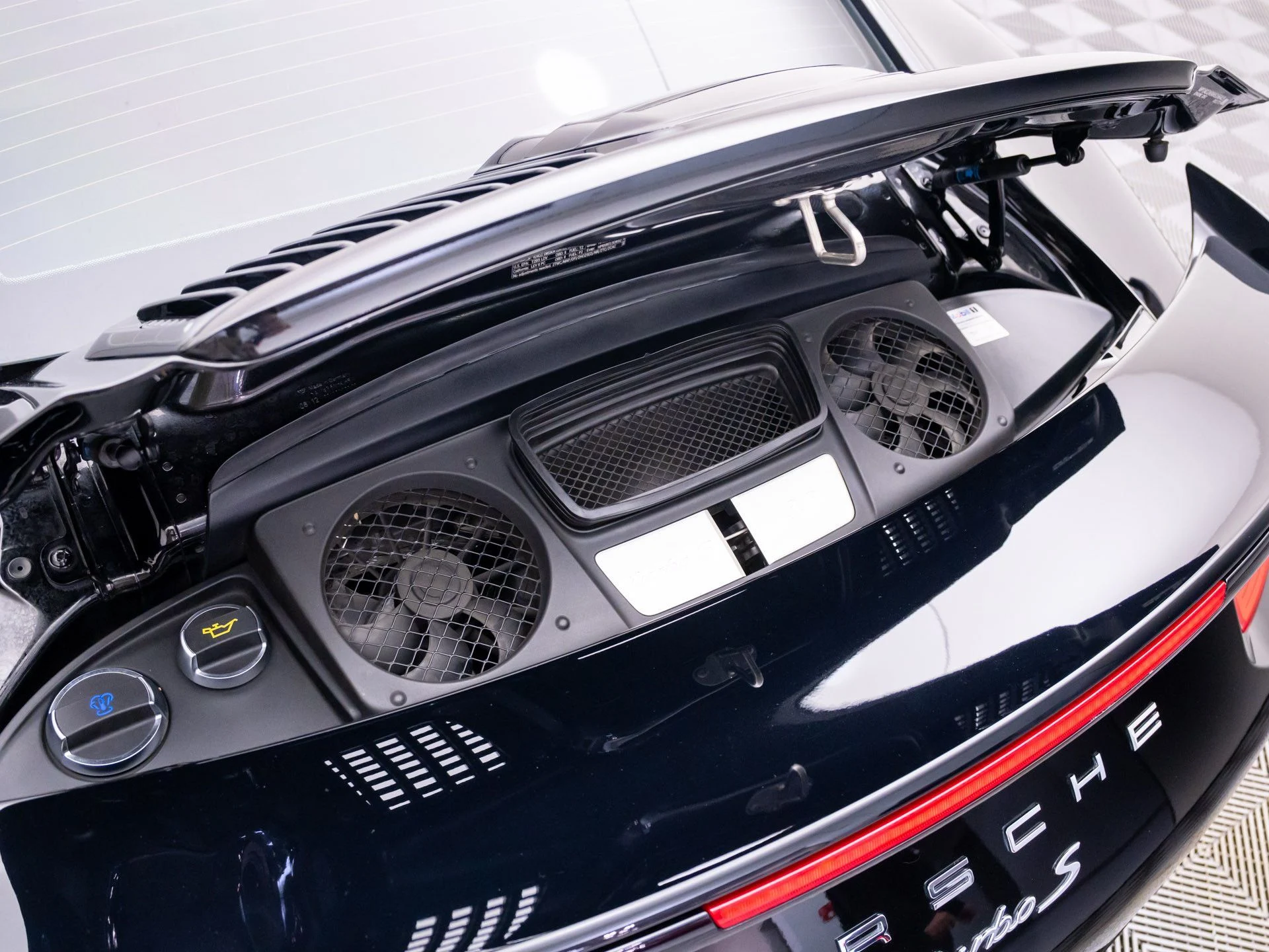 mph029_527765462_9246b751cfe8b887126247501955ff2dx_555ef907f6