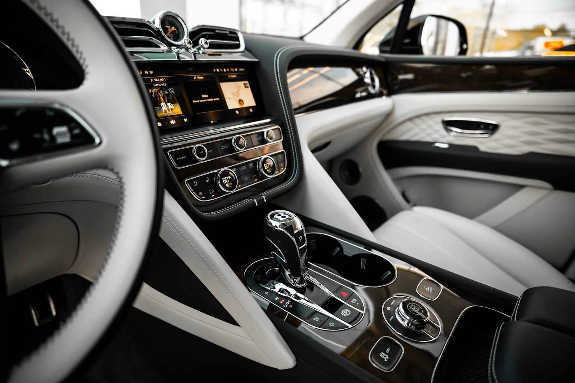 mph029_530407995_aeb68cc70bde89a28e9f2c76fd61fe27x_c5daa24b1e