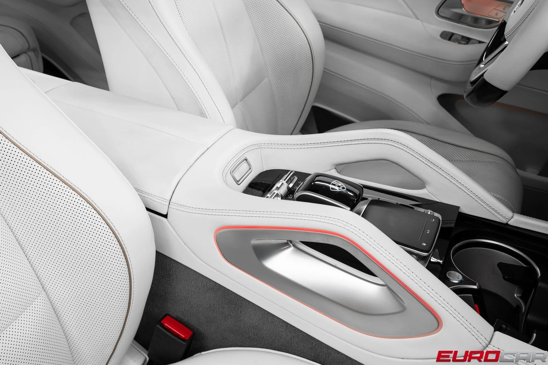 mph029_53611457_image_30_a934583a62