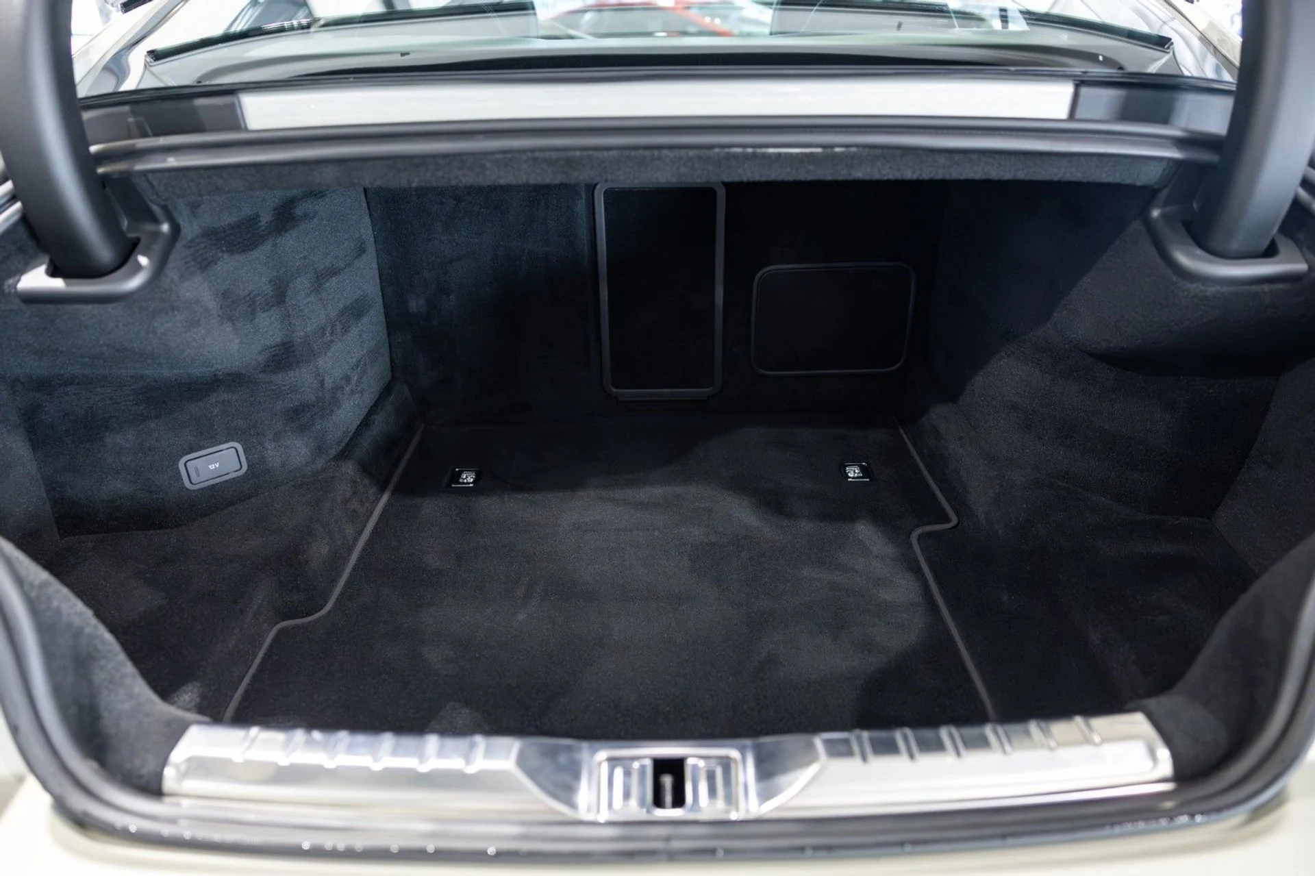 mph029_53735365_b_A_23ef692c52