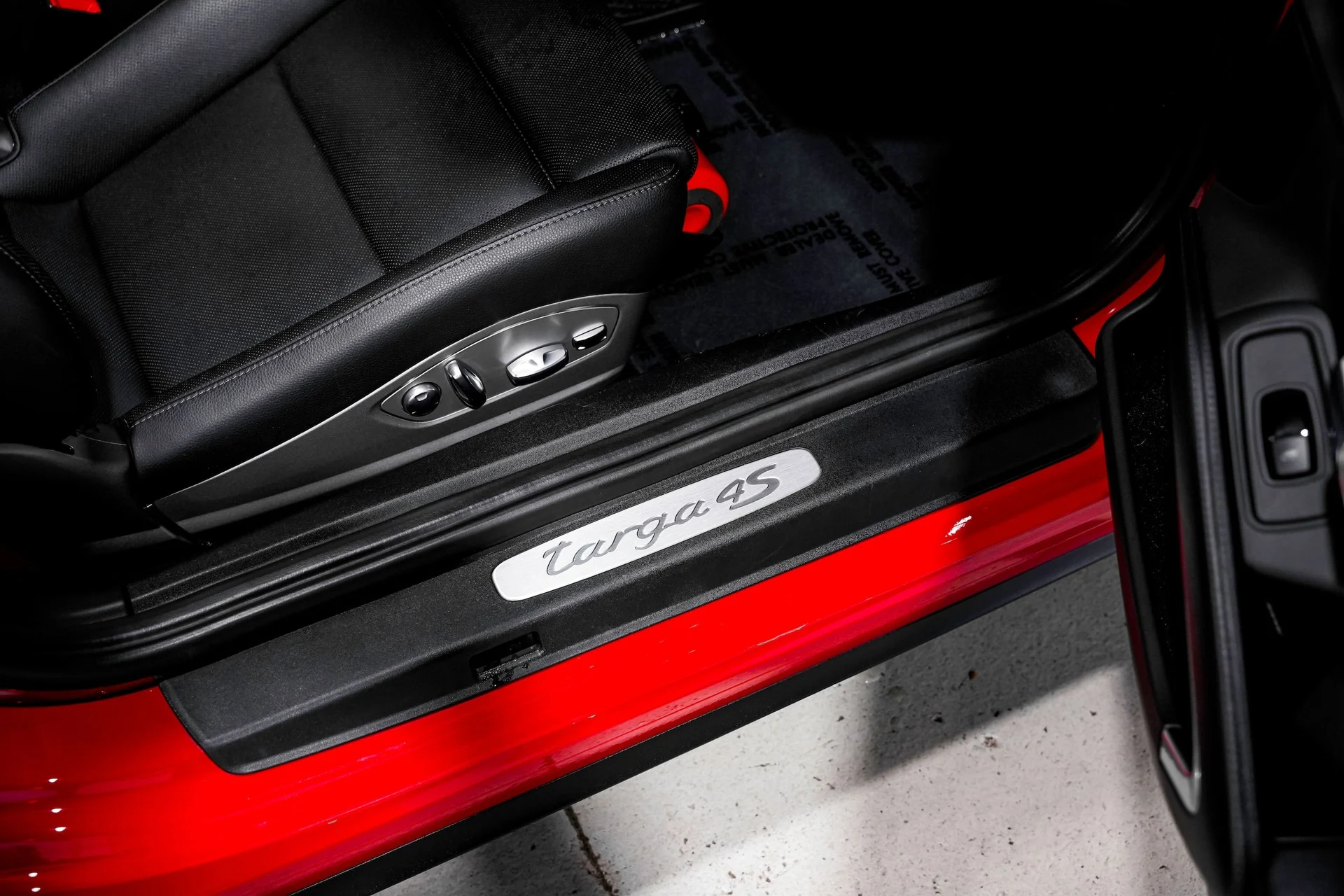 mph029_537525178_3bbef4efc3e07c711949fc7989a4d498x_e1e62b612f