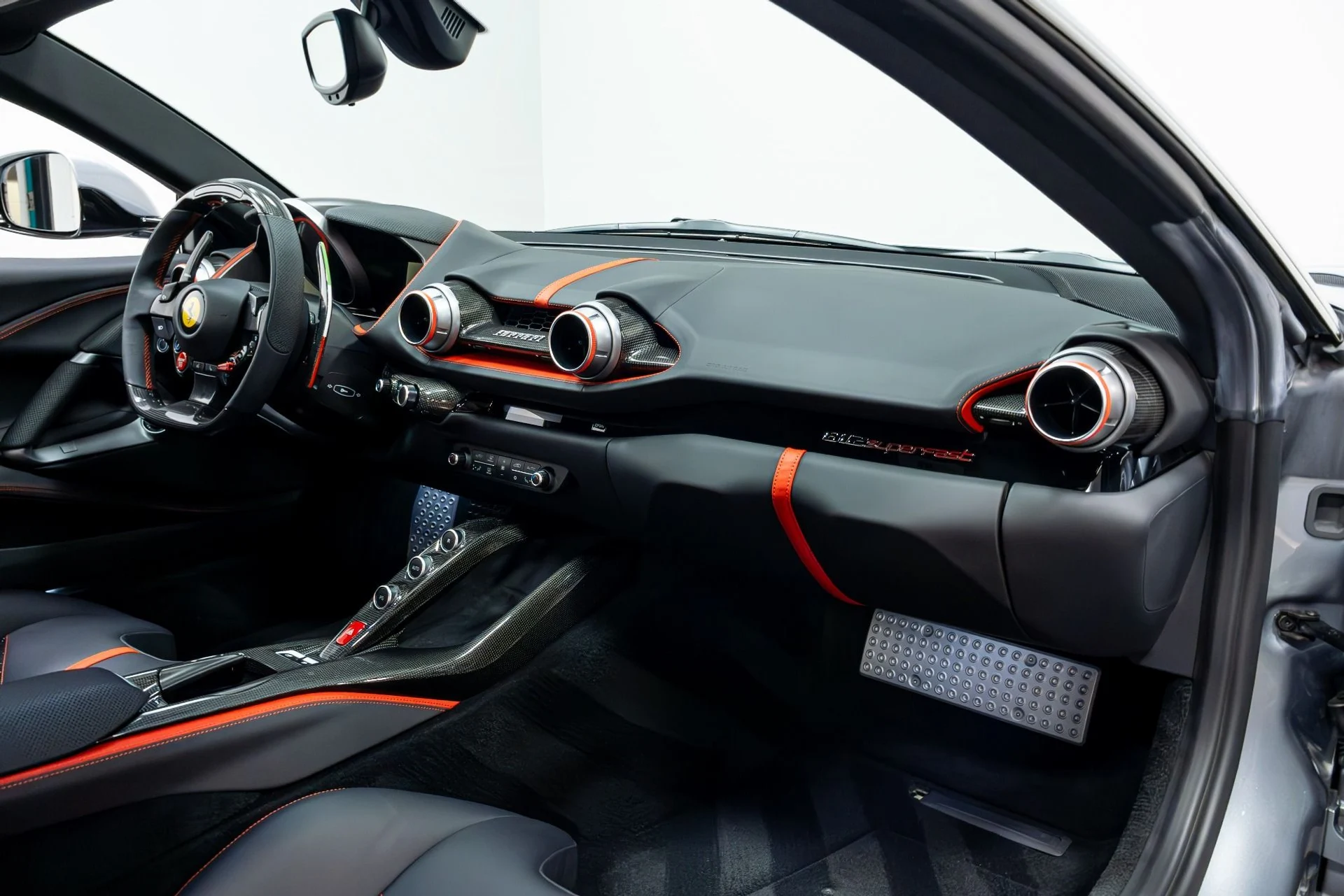 mph029_537776216_Used_2018_Ferrari_812_Superfast_1777416678_d5eafad2a5