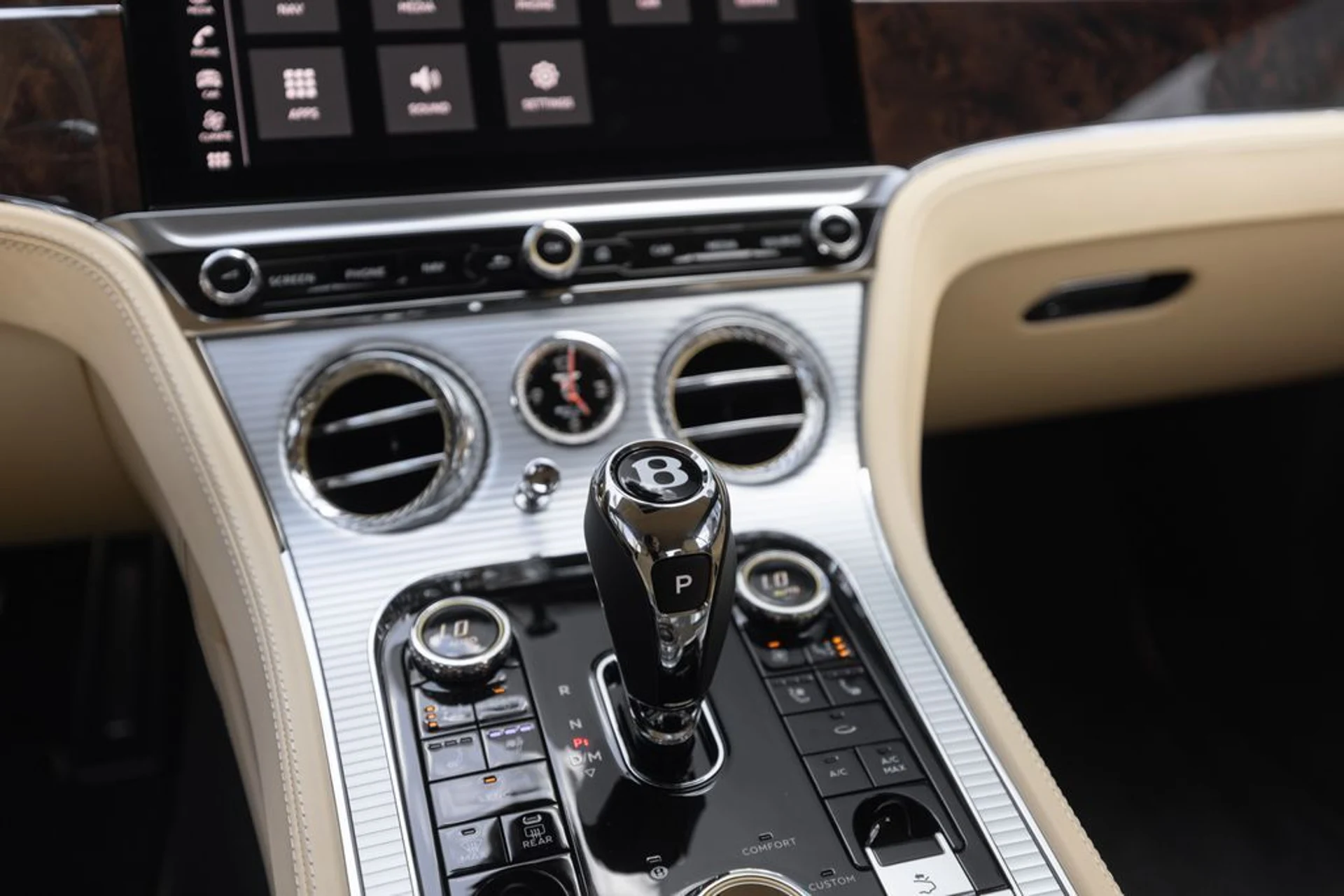 mph029_549024508_1ee585b9969982fefece7a0ba5c75156x_16439d61b4