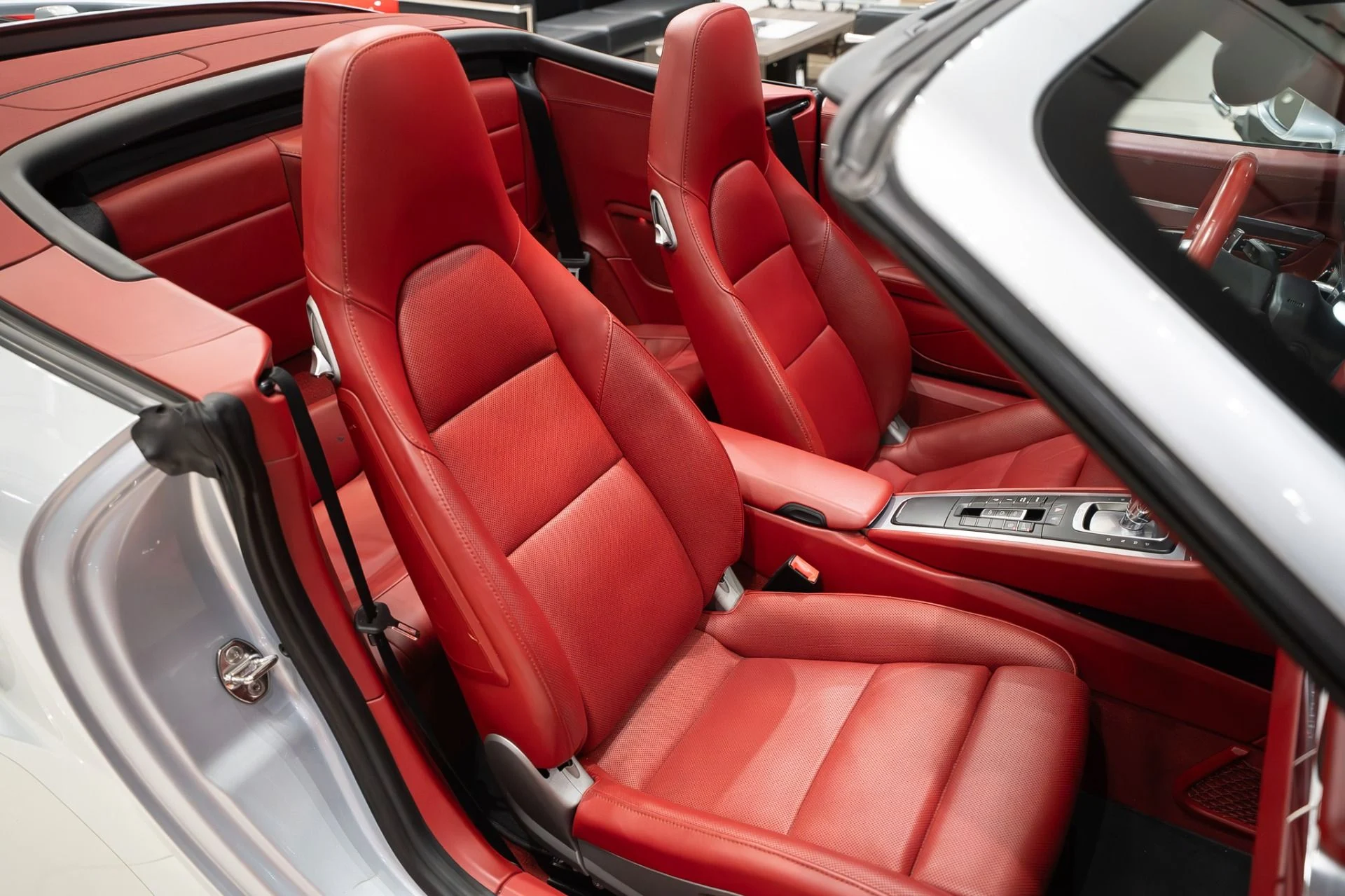 mph029_56520092_13247_p30_l_8acdf6d46c