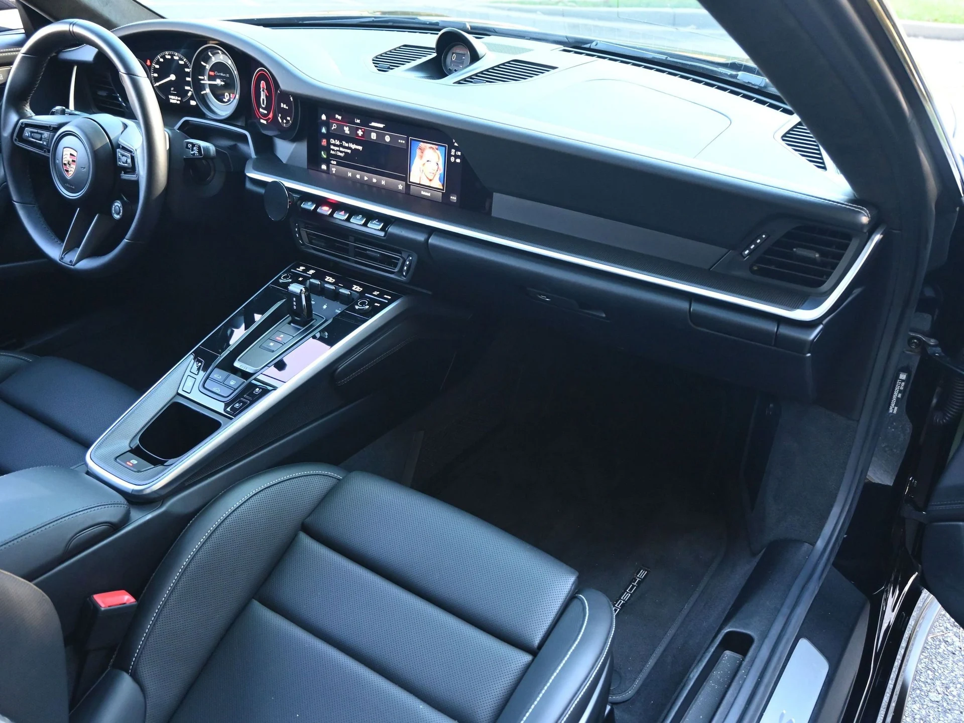 mph029_573520136_f6fc25a08e70d2ad5bd4b705e40fbfd7x_071f387760