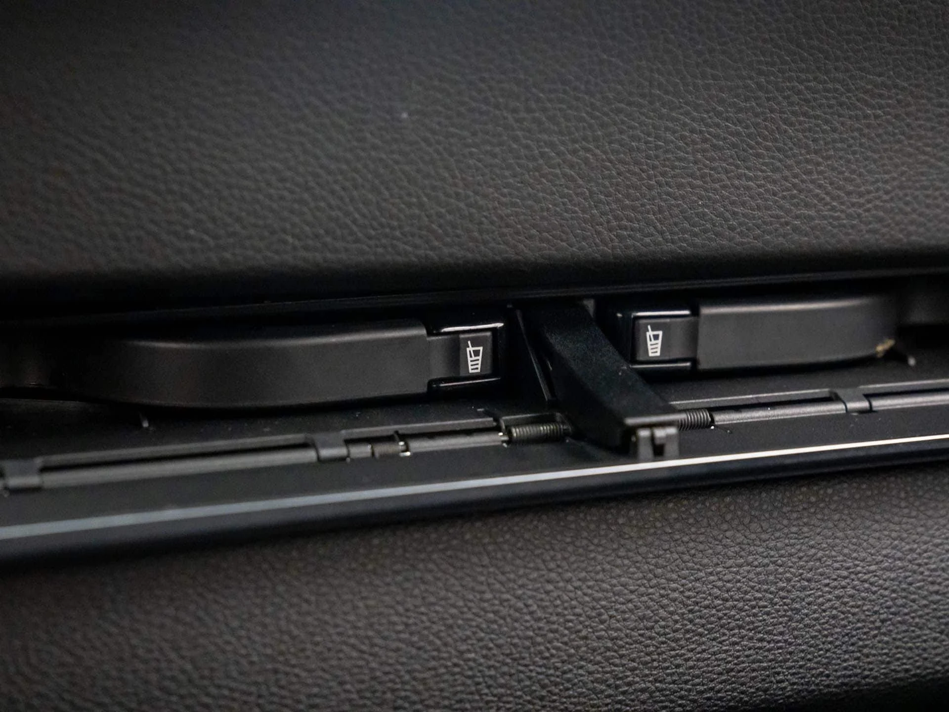 mph029_578767741_9538f8cbaadbb0f5d2499a1e758f423bx_cf5138d43c