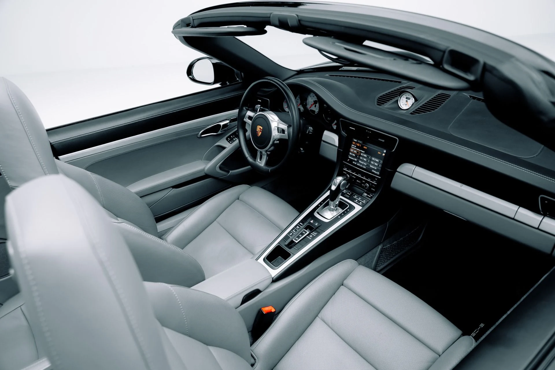 mph029_58232791_Used_2014_Porsche_911_Turbo_S_1764615192_8ab063300a