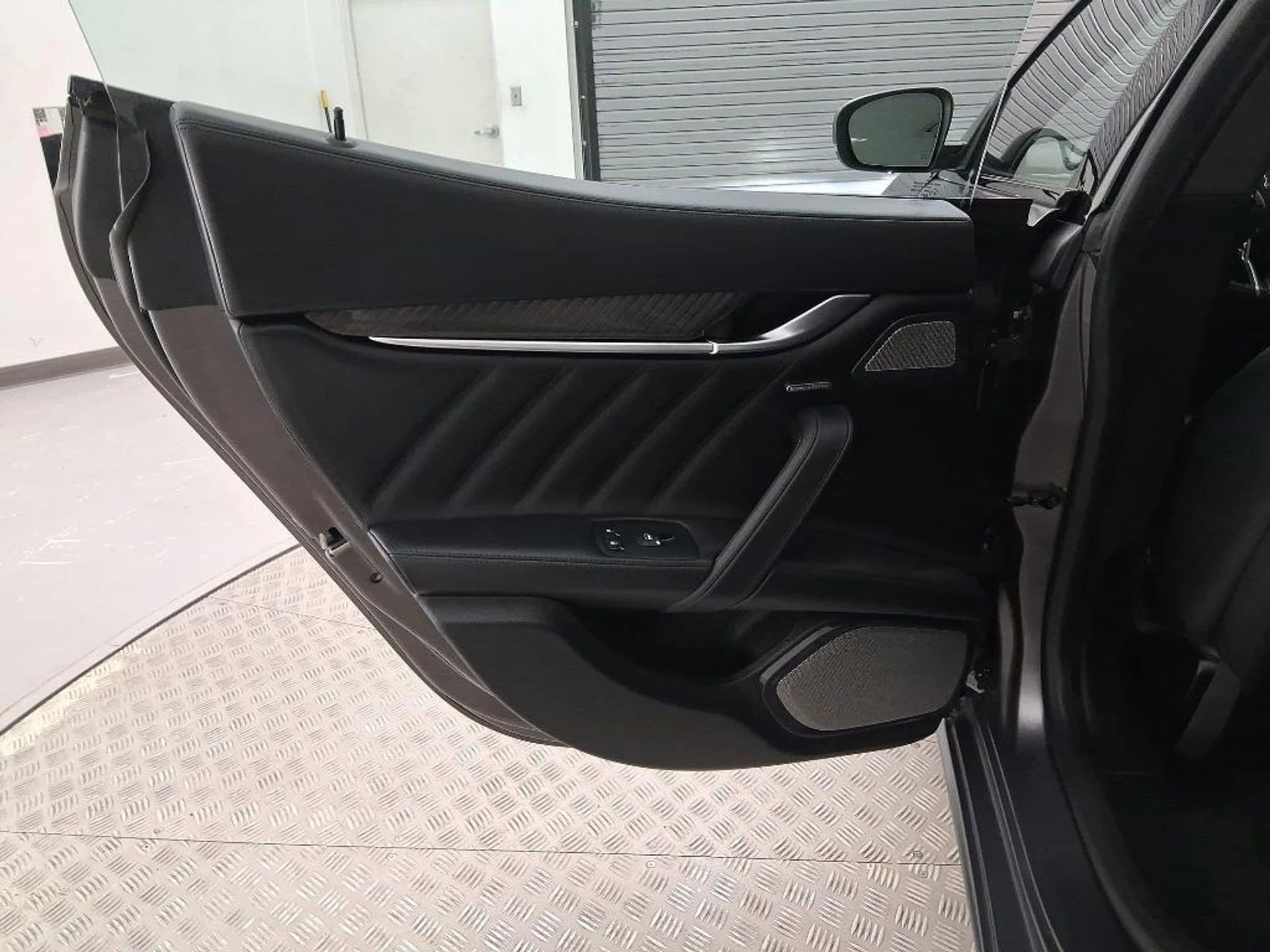 mph029_583510922_ZHGE_2_N7d_SCIG_Fo7j48_A6dq2_mvk_998783667a